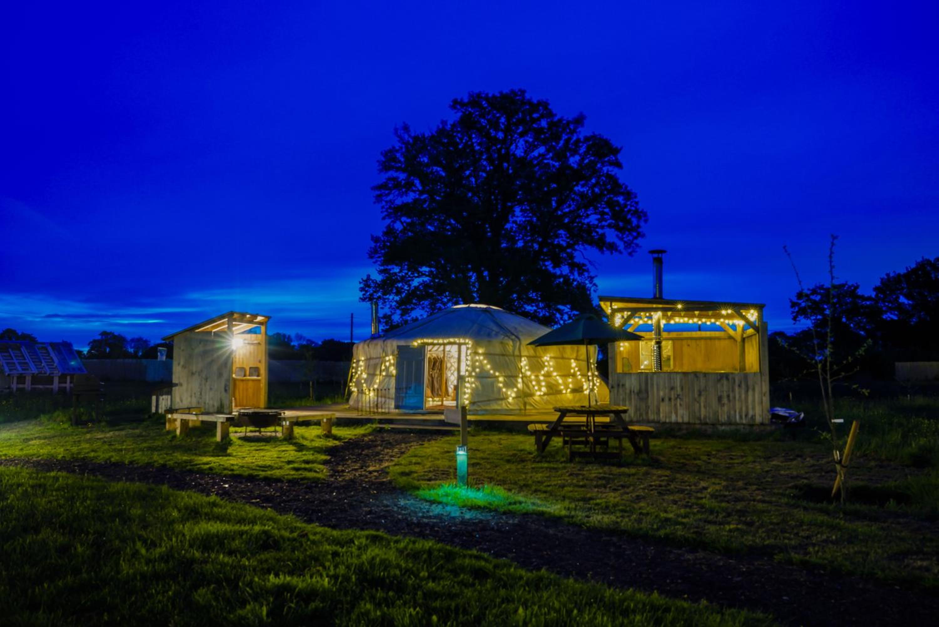 Tent - Photo 9