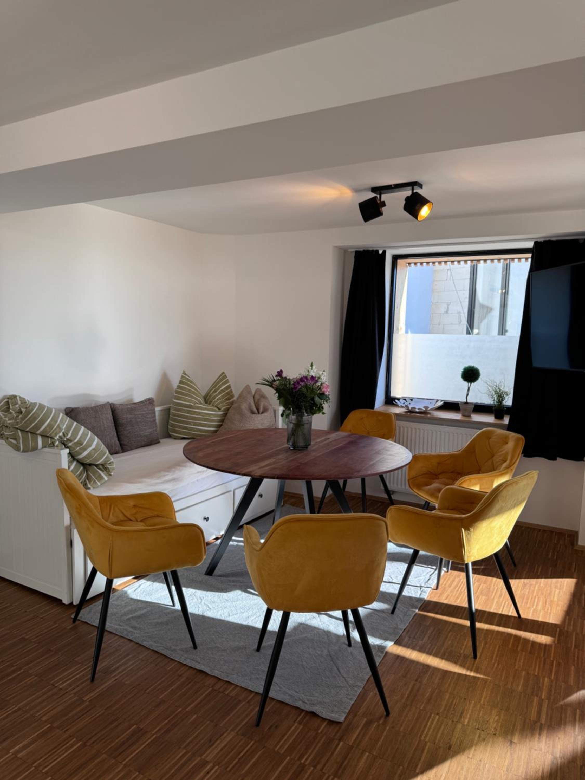 Apartment photo 3
