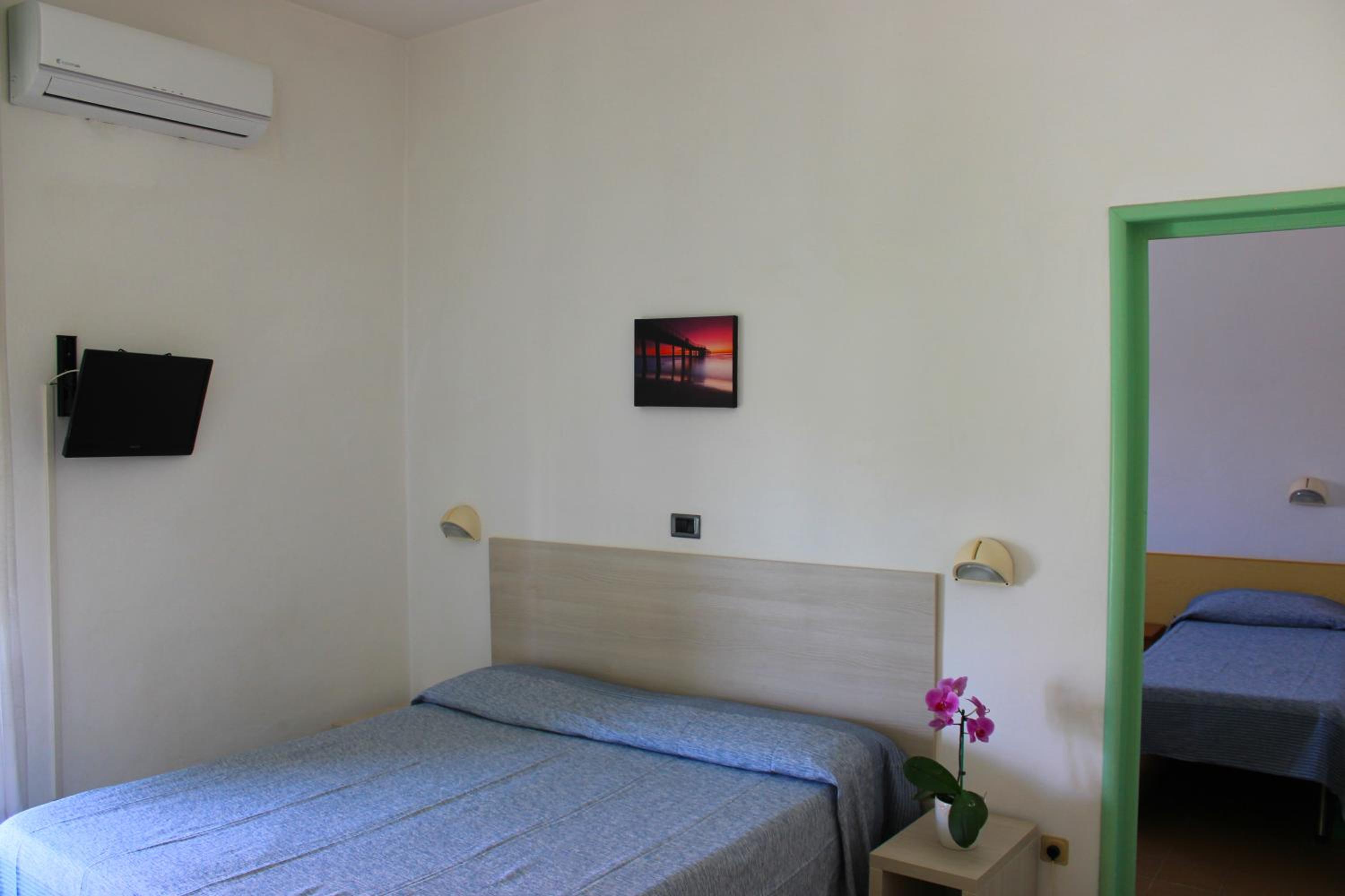 Quadruple Room photo 1
