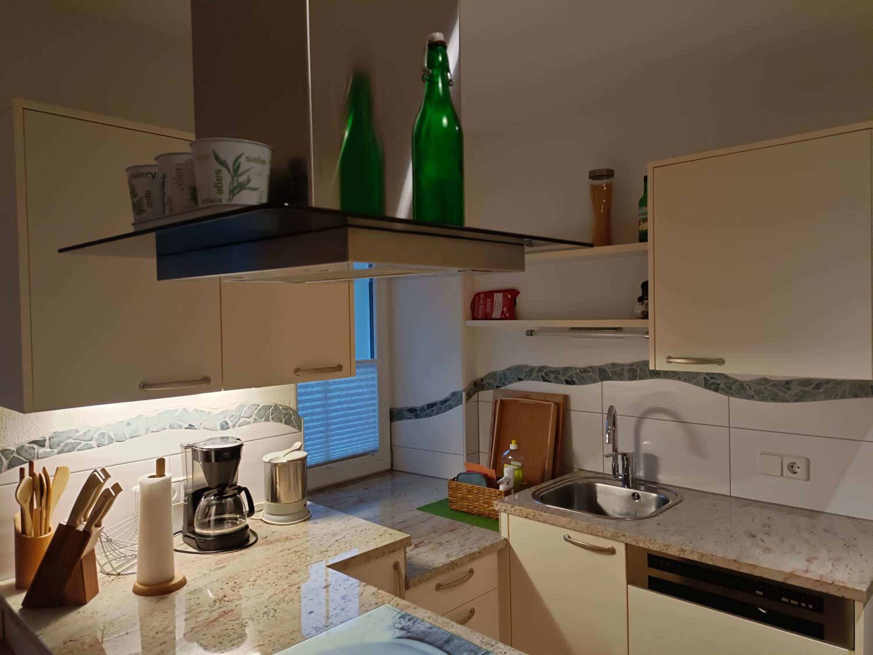 Apartment with Mountain View - Photo 31