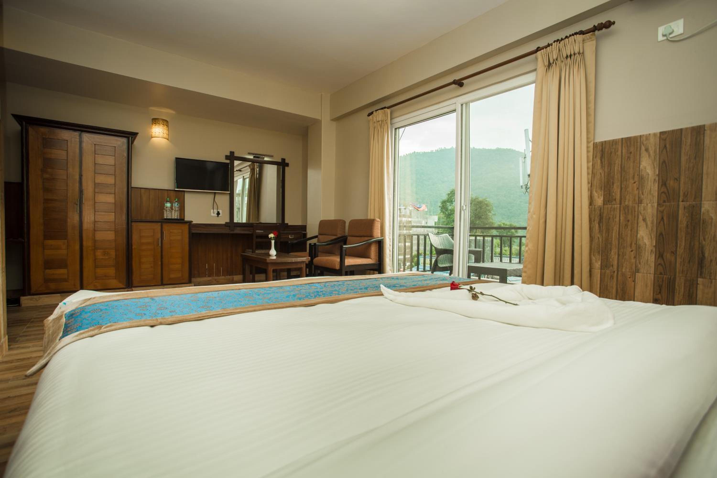 Deluxe Double Room - Photo 4