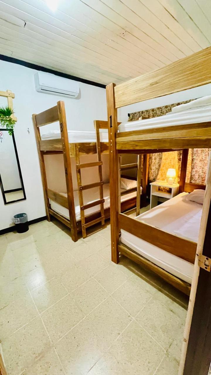 Economy Quadruple Room with Shared Bathroom photo 1