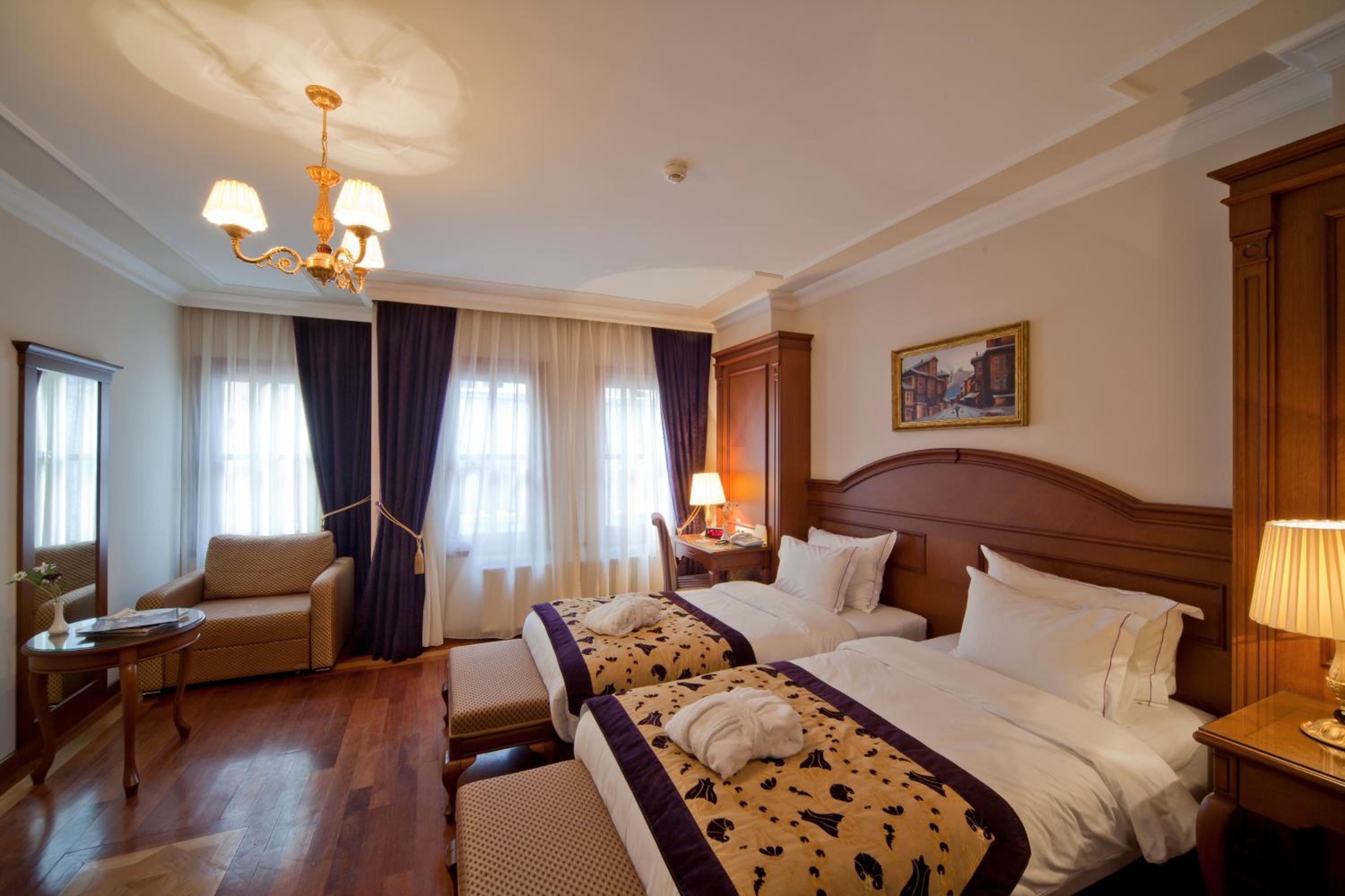 Junior Suite (4 Adults) photo 1