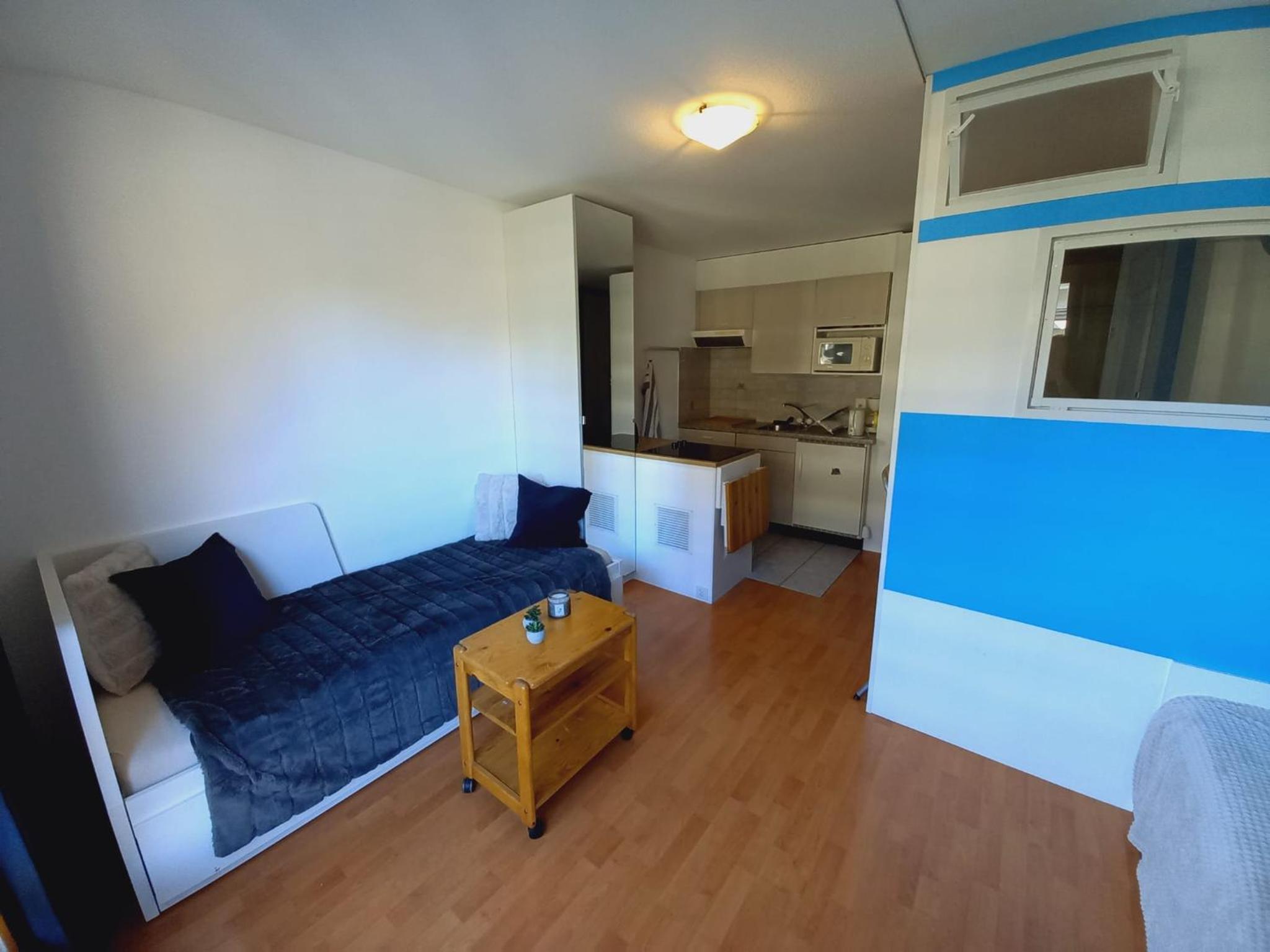 One-Bedroom Apartment photo 3