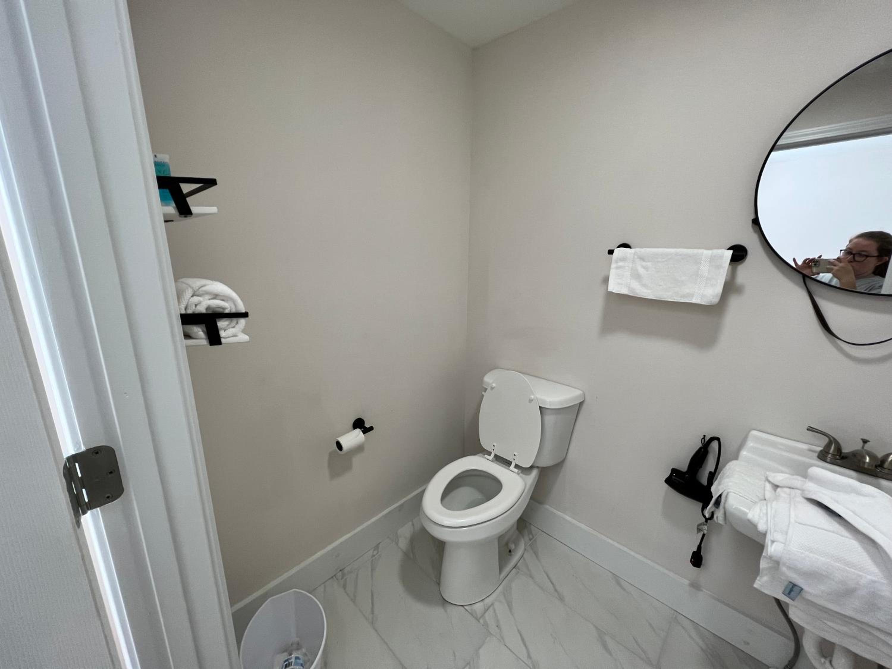 Double Room - Disability Access - Photo 4