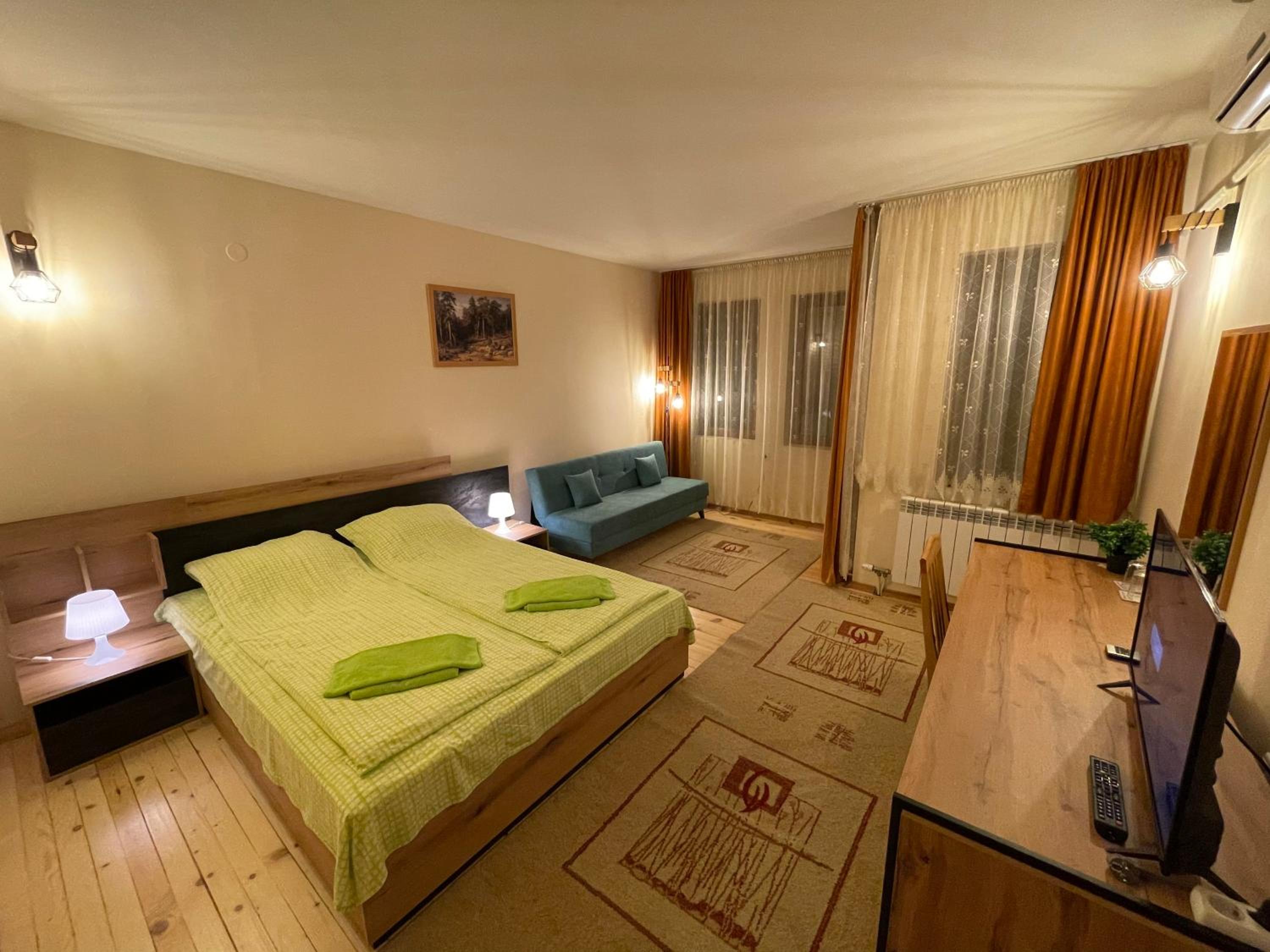 Double Room with Balcony or Loggia - Photo 3