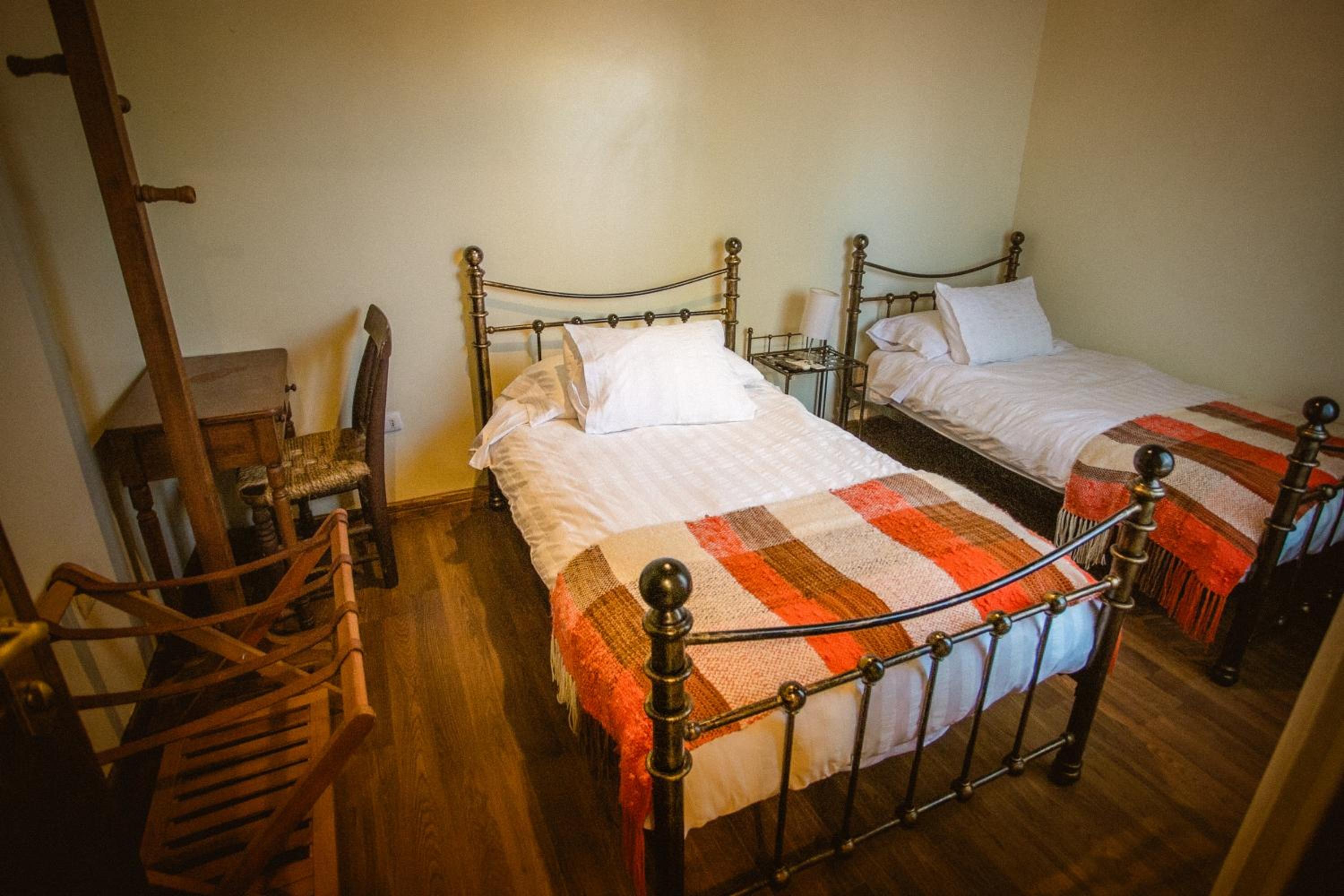 Standard Twin Room photo 1