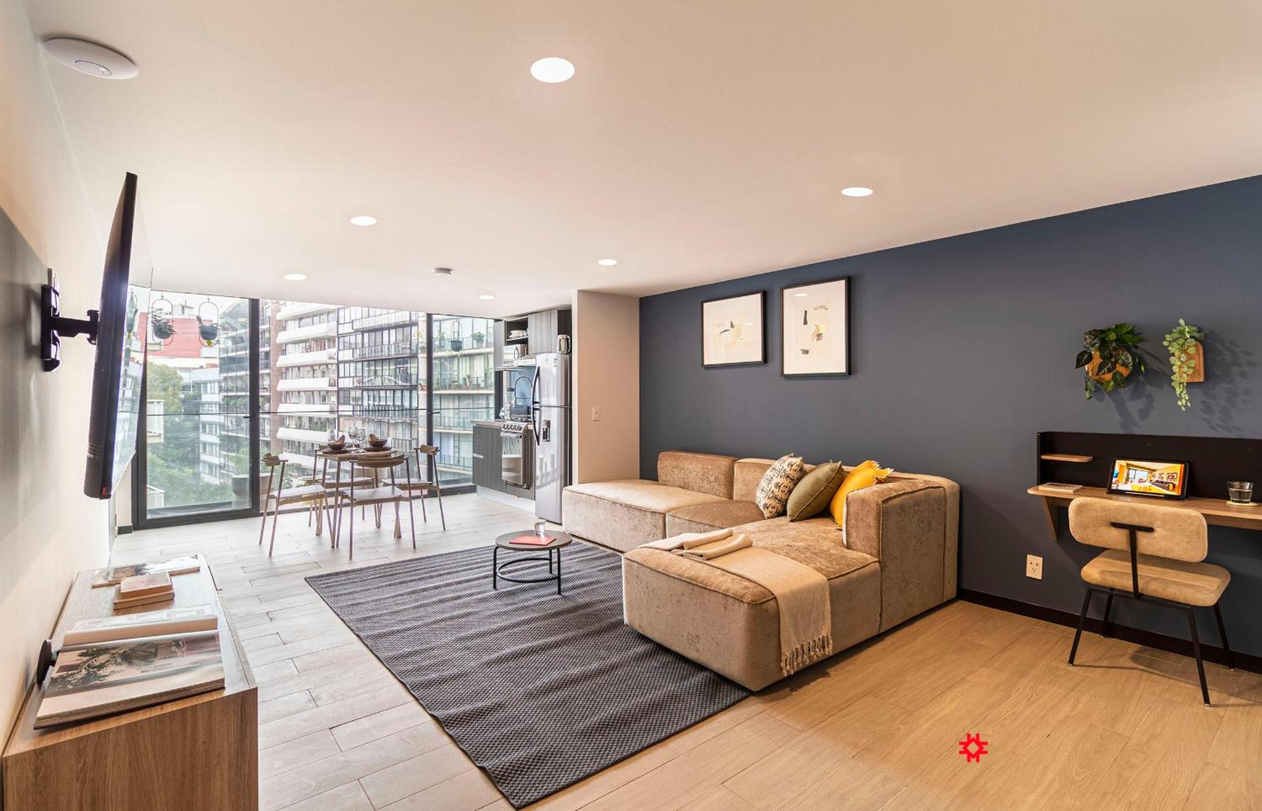 Three bedroom deluxe apartment with balcony