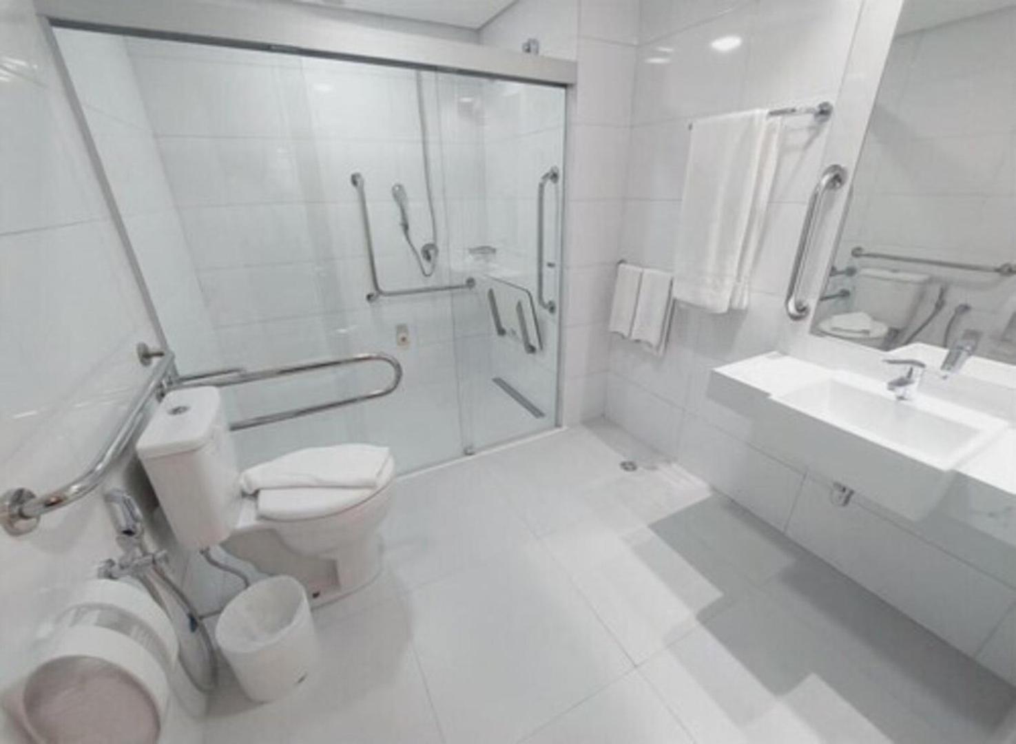 Twin Room - Disability Access