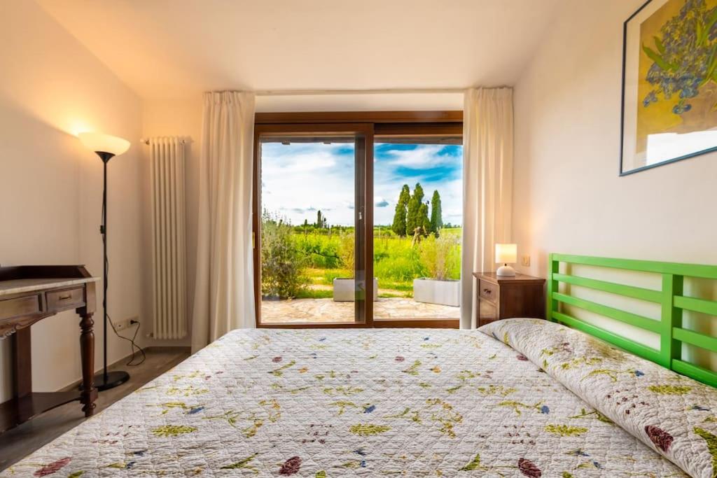 Three-Bedroom Villa photo 1