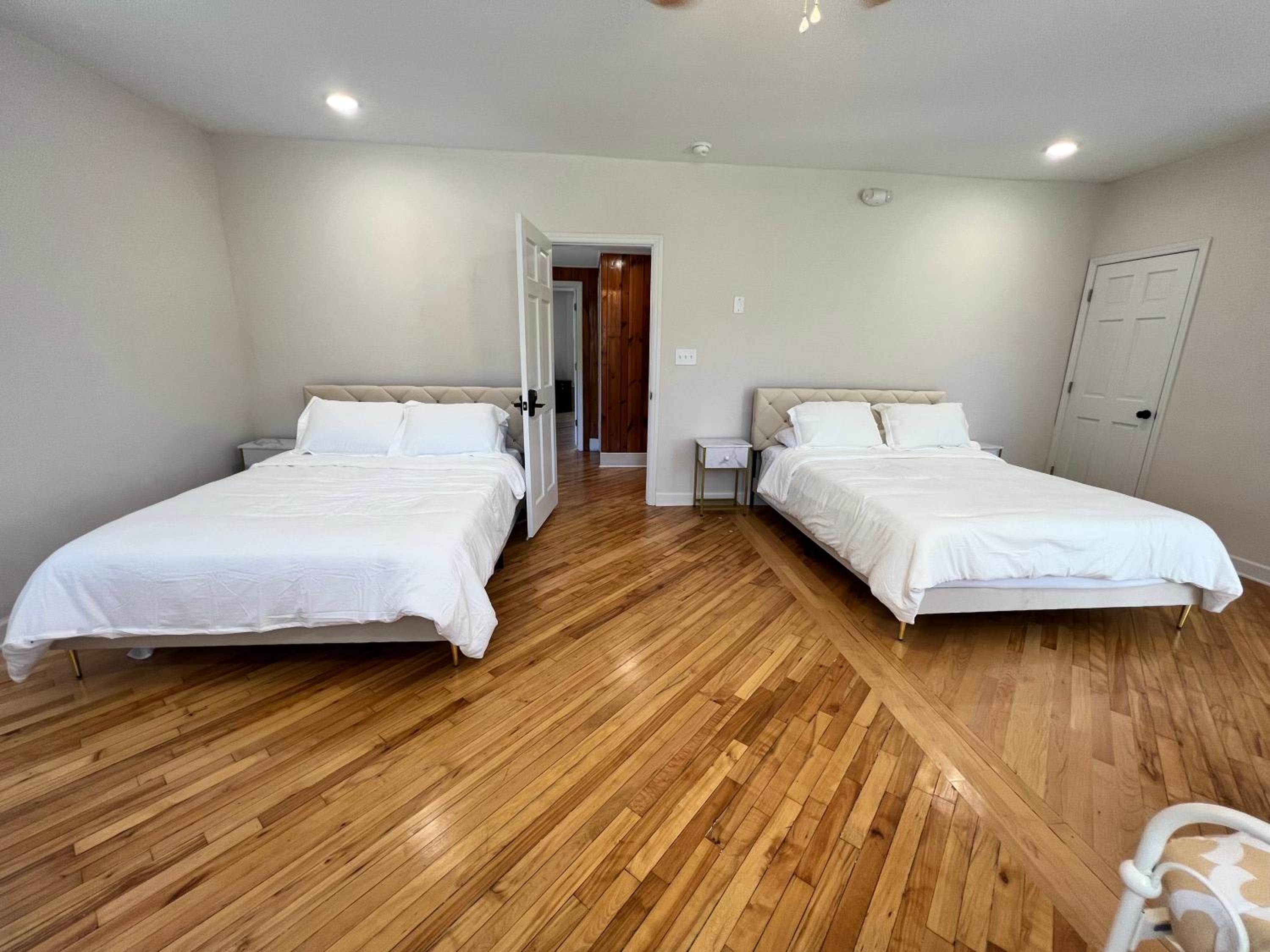 Double or Twin Room - Photo 3