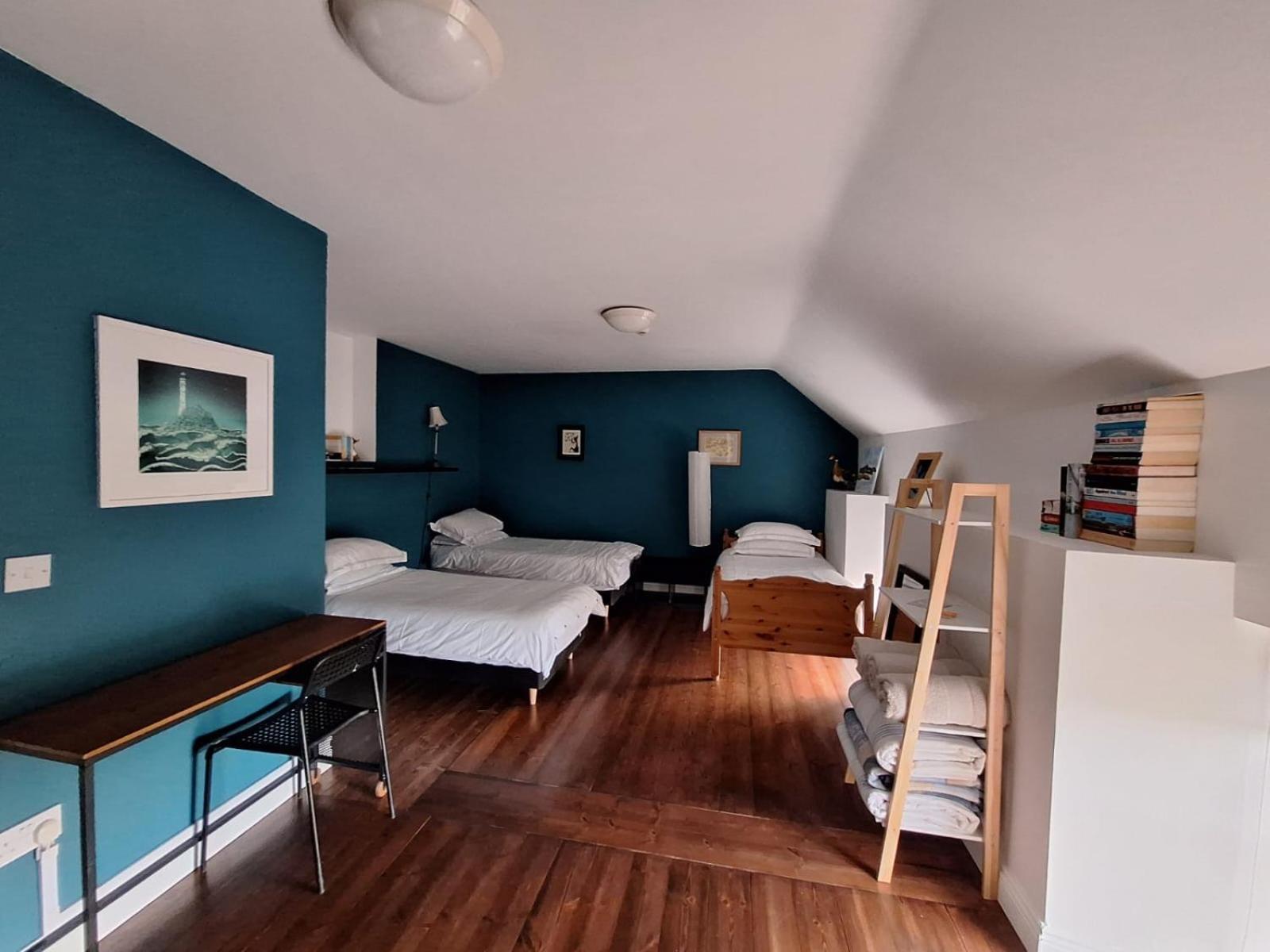 Deluxe Family Room photo 1