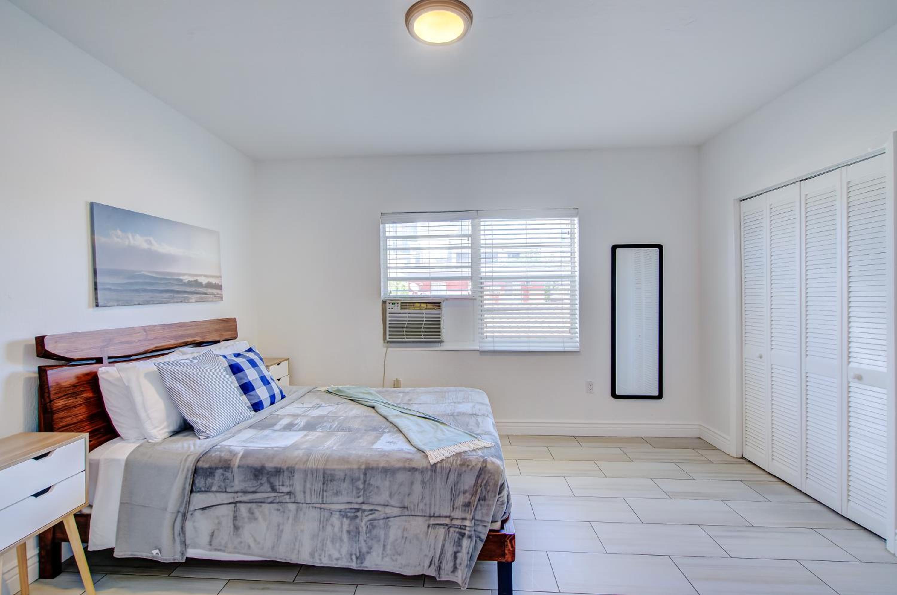 One-Bedroom Apartment With Balcony photo 2
