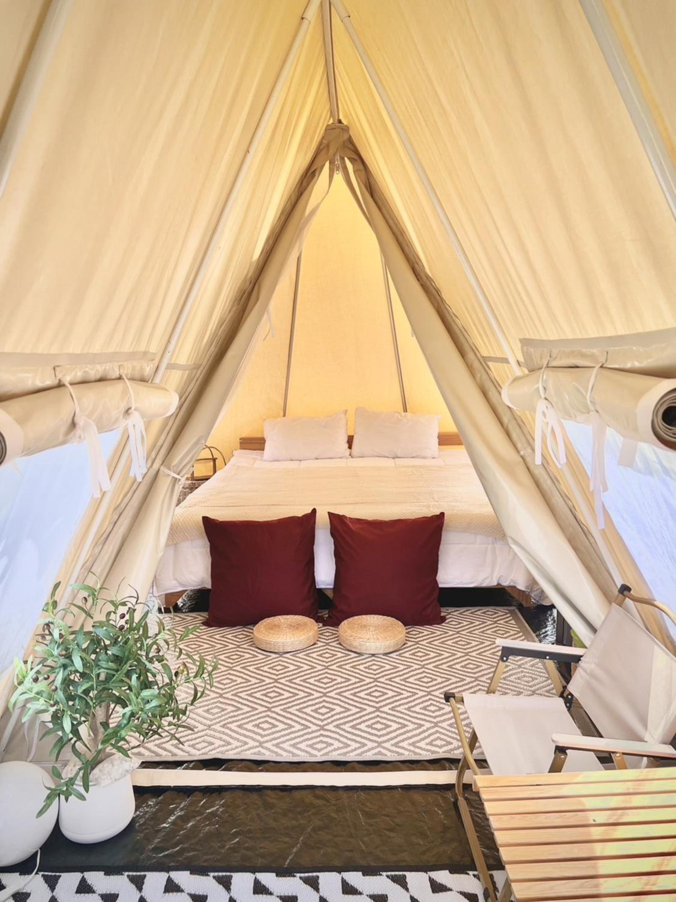 Deluxe Double Room with Balcony - Photo 1