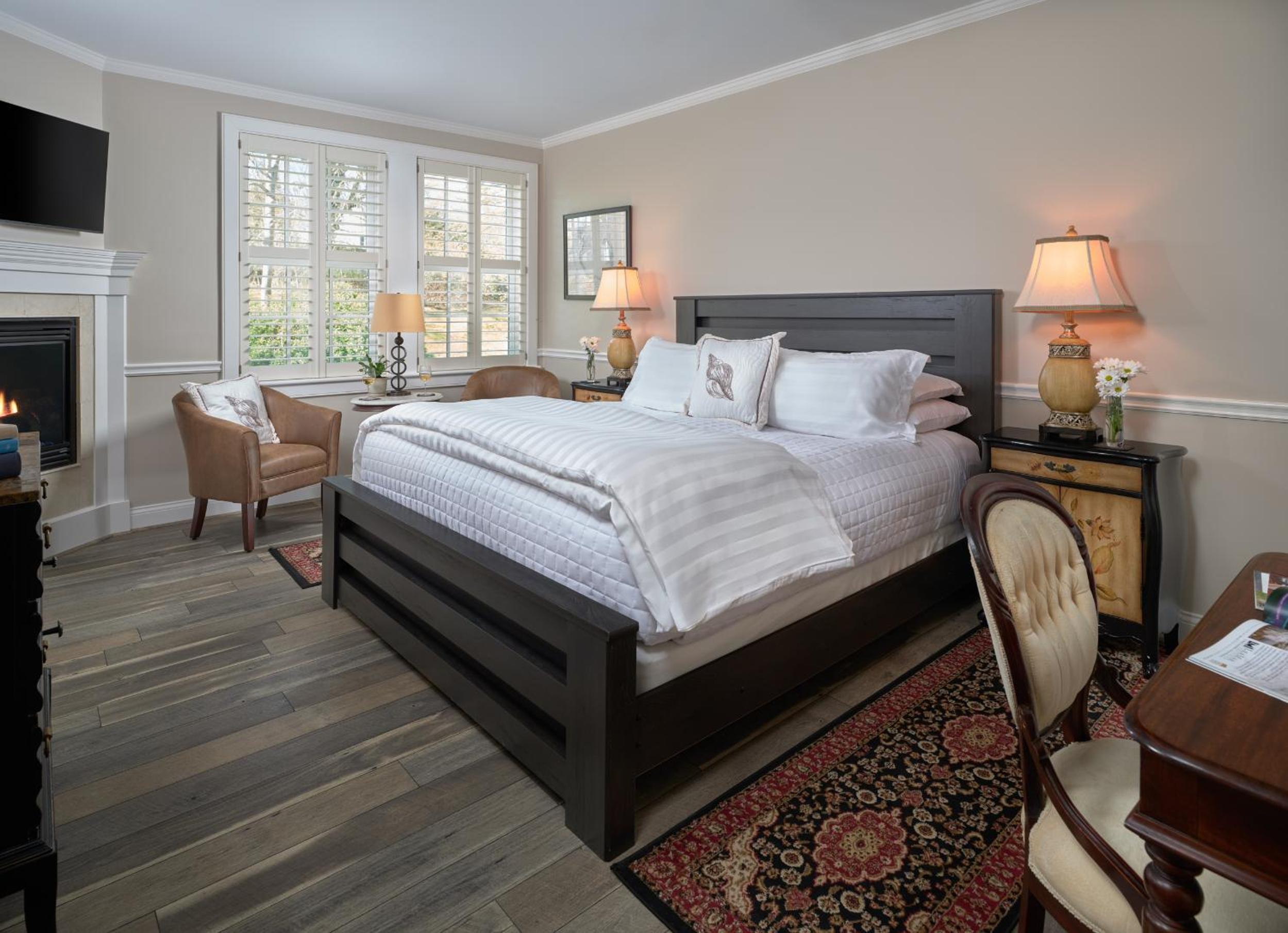 Superior King Room