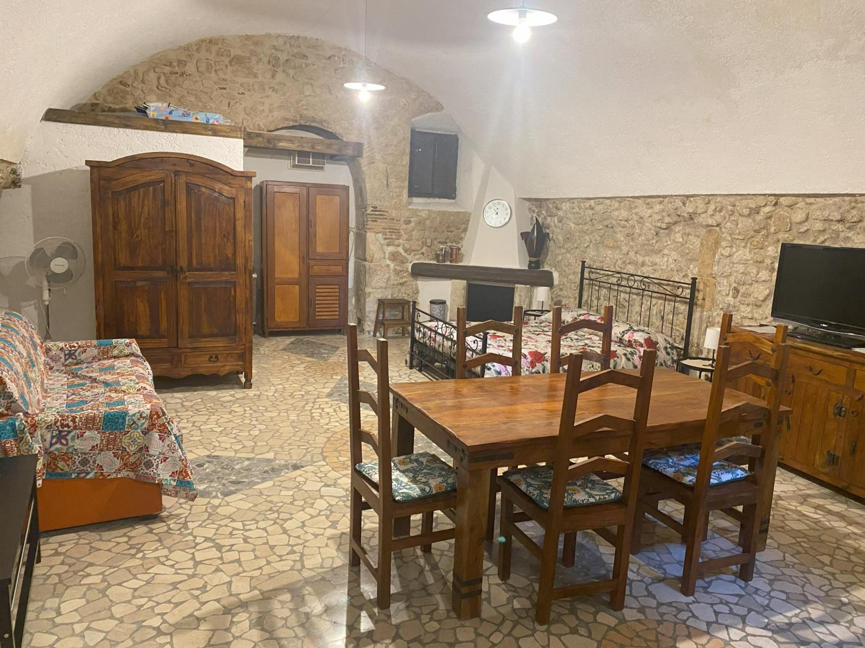 One-Bedroom House