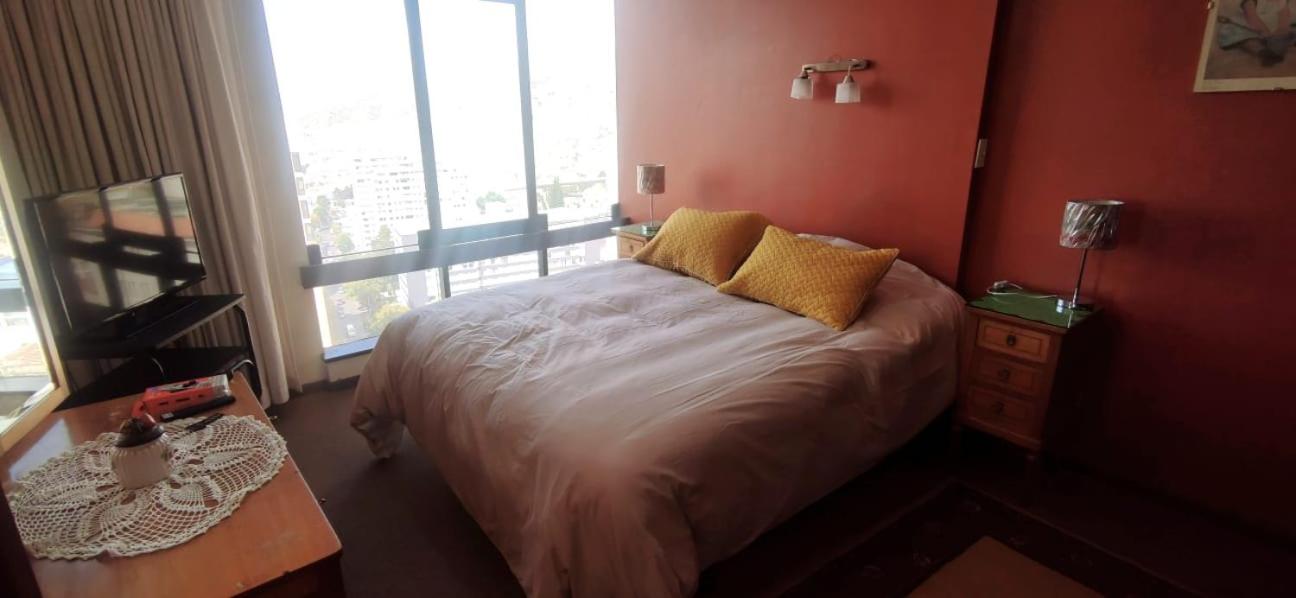 One-Bedroom Apartment with View photo 3