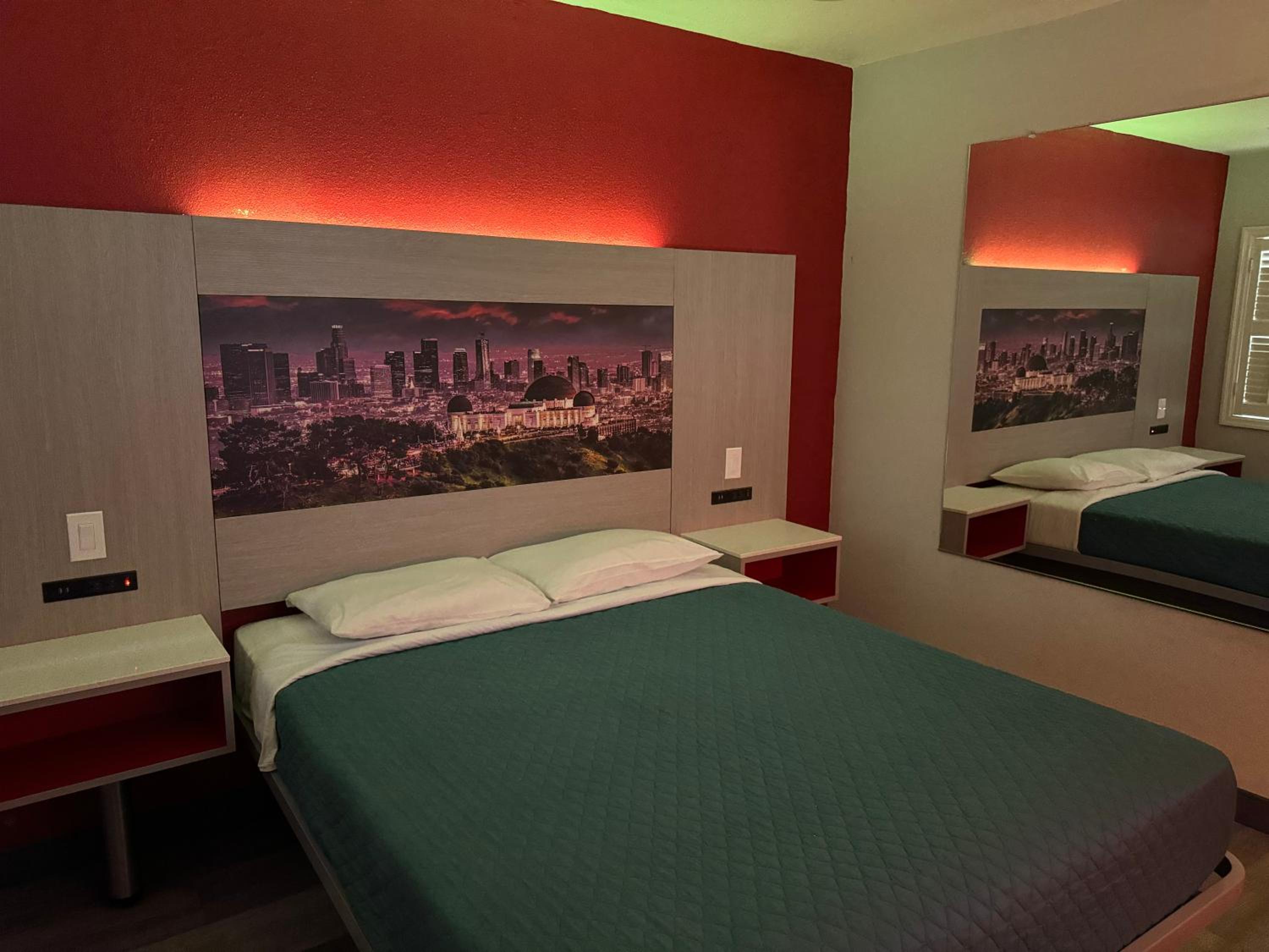 Queen Room - Photo 34