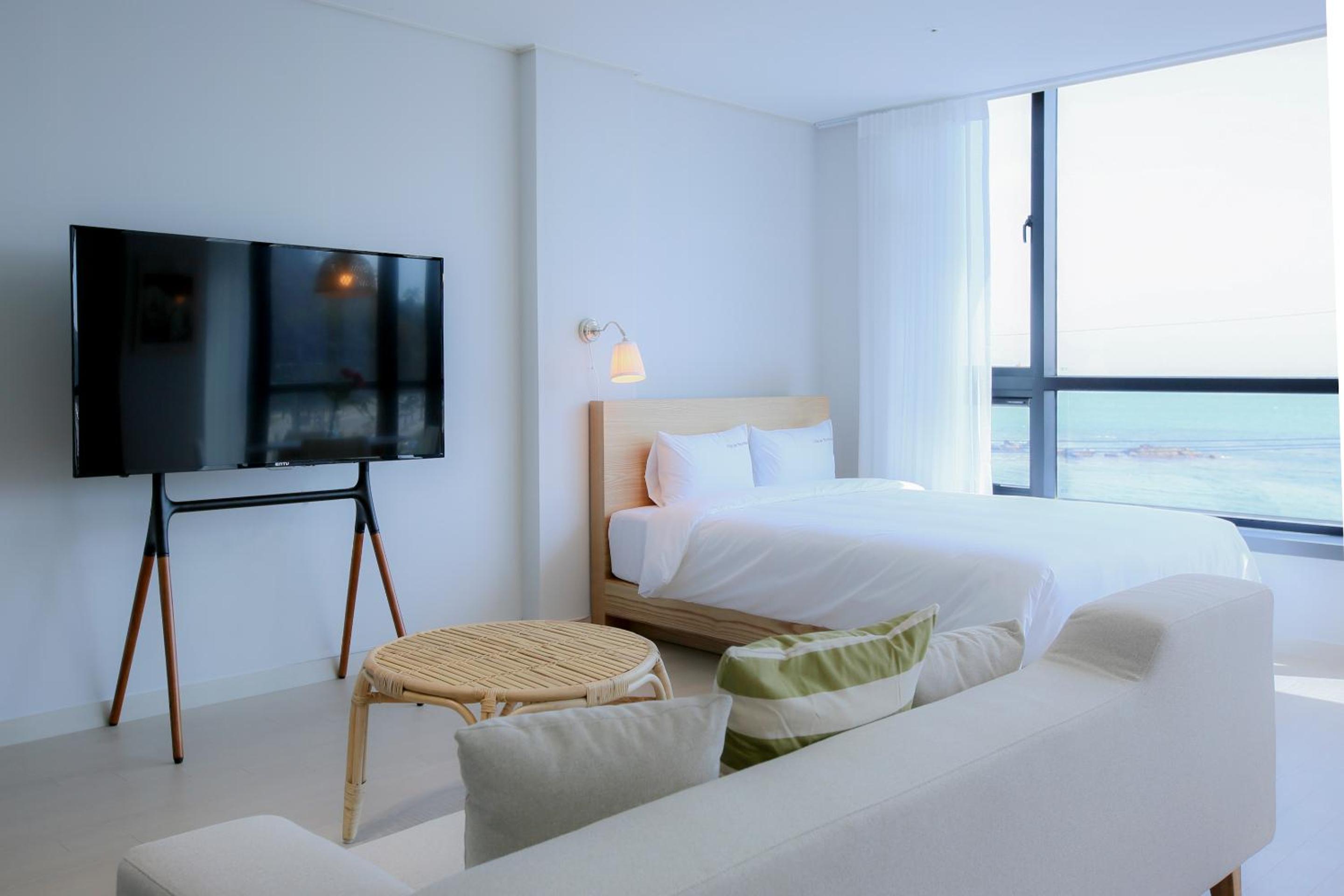 Deluxe Room With Ocean View