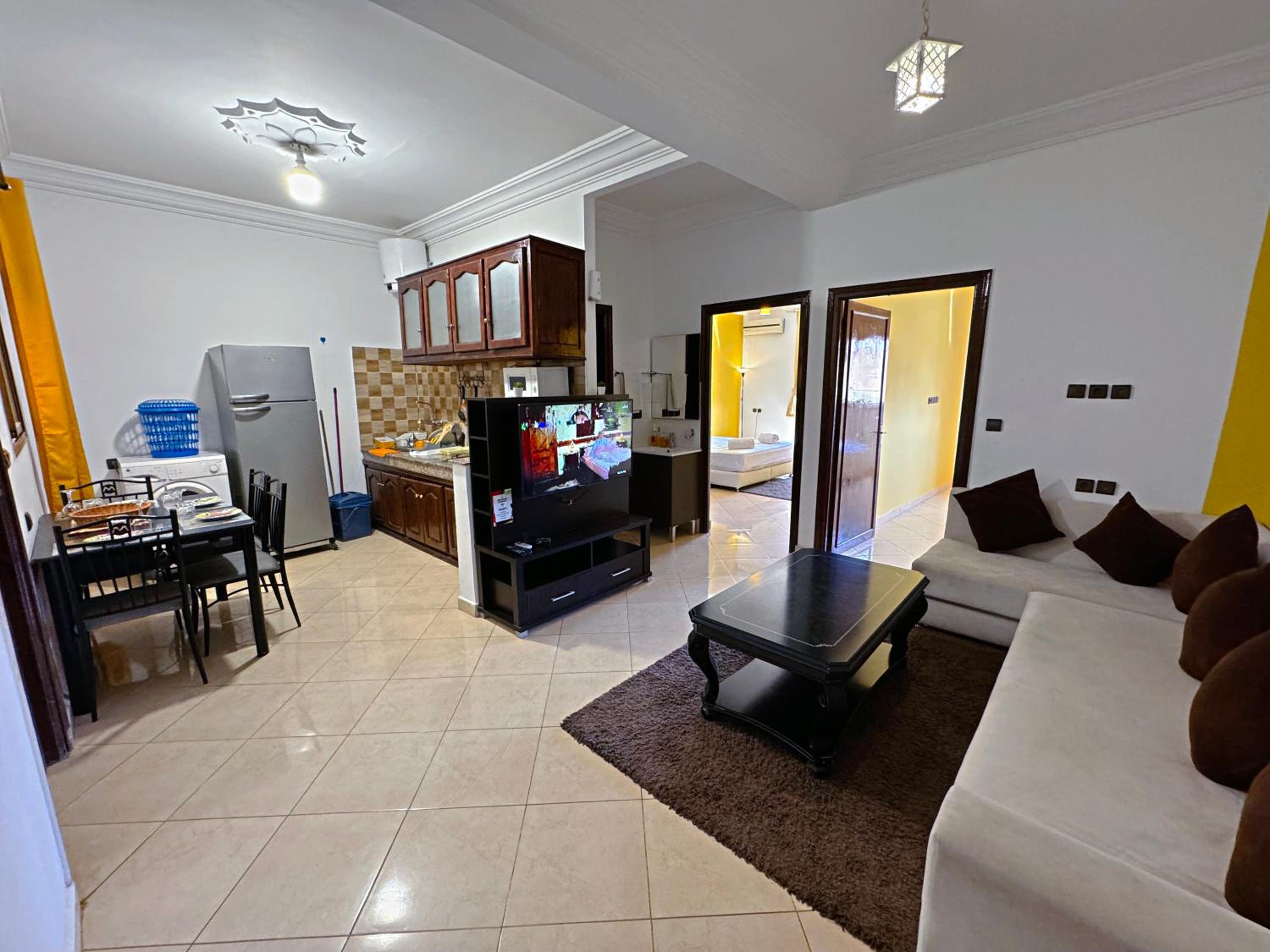 Two-Bedroom Apartment - Photo 4