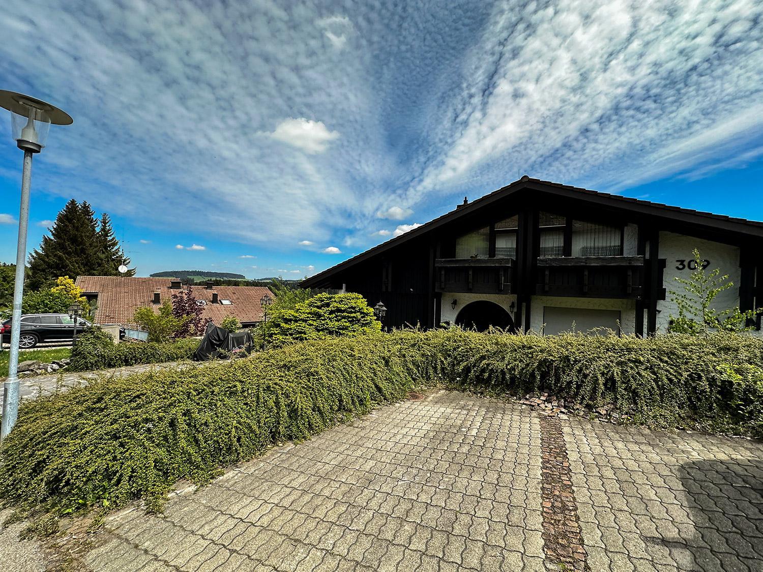 Apartment with Mountain View photo 2