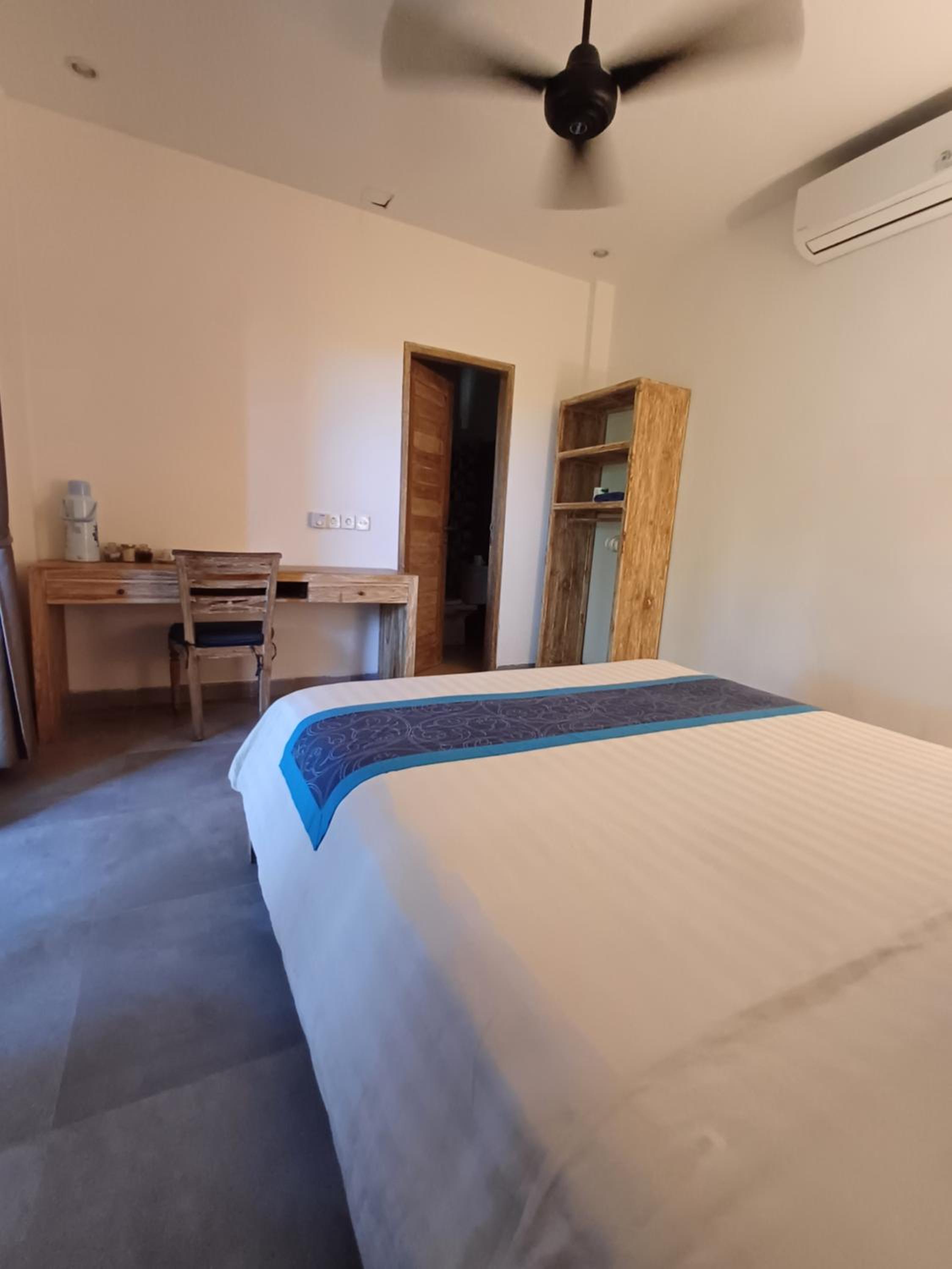 Deluxe Bungalow with Garden View - Photo 10