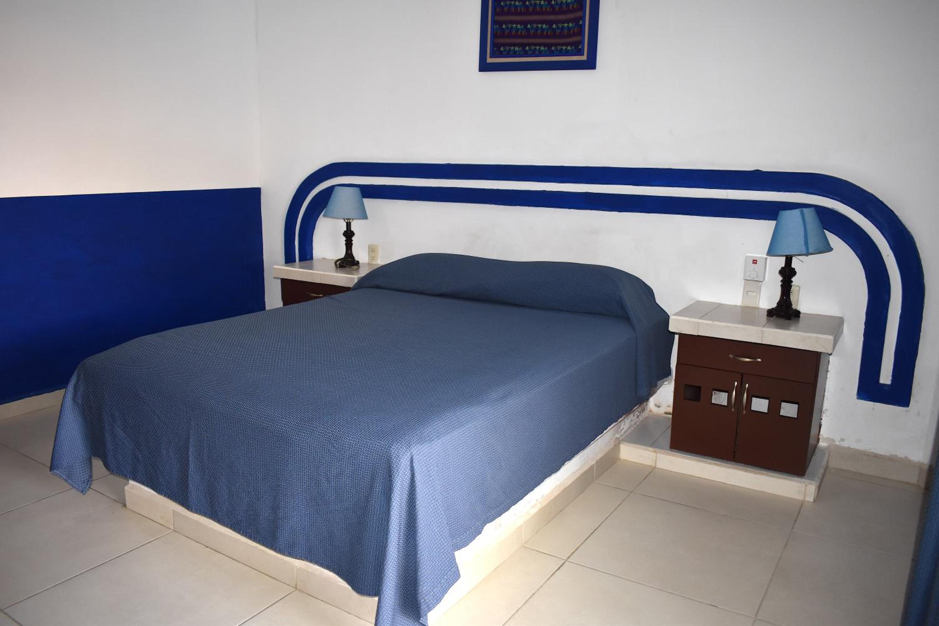 Queen Room - Photo 1