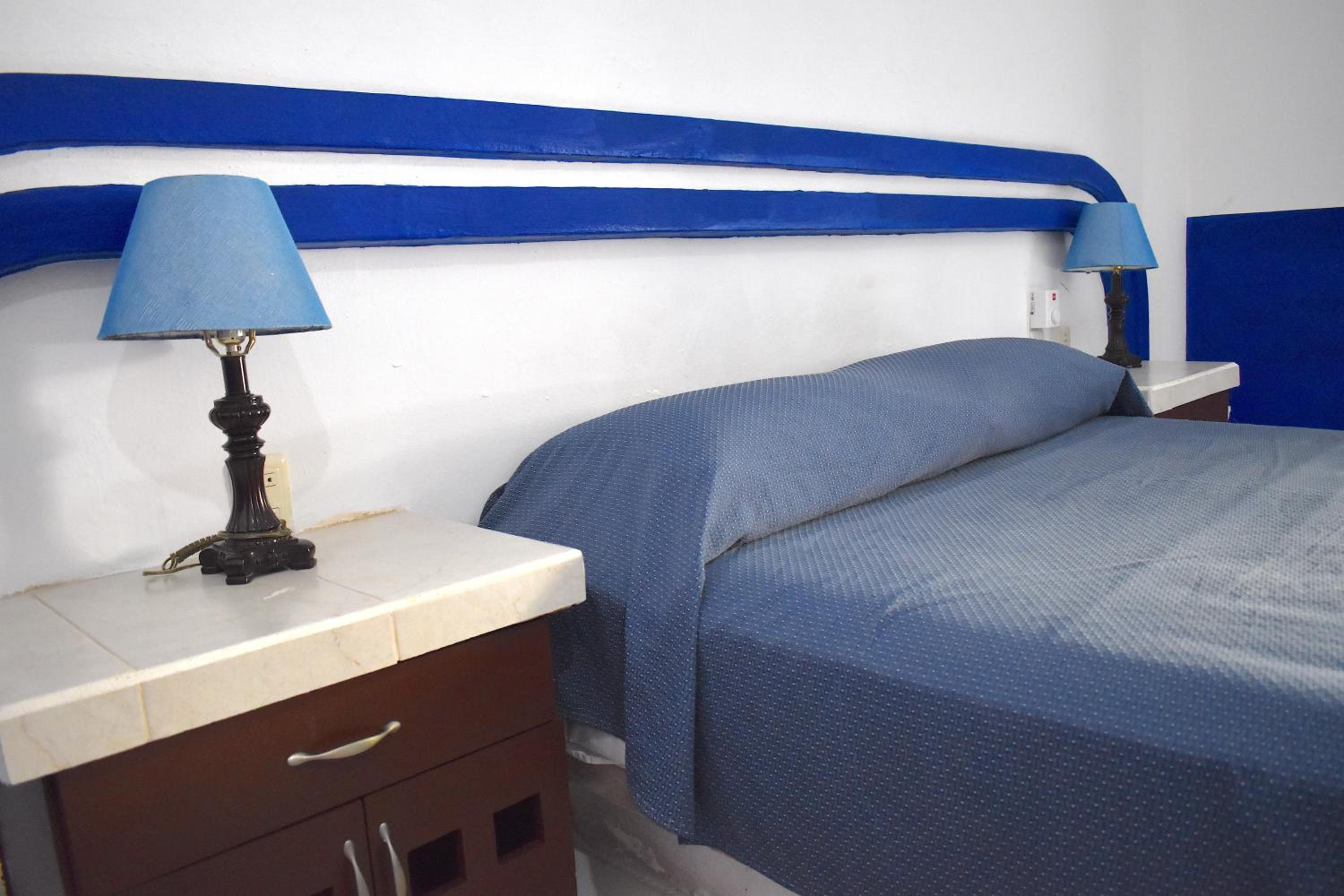 Queen Room - Photo 4