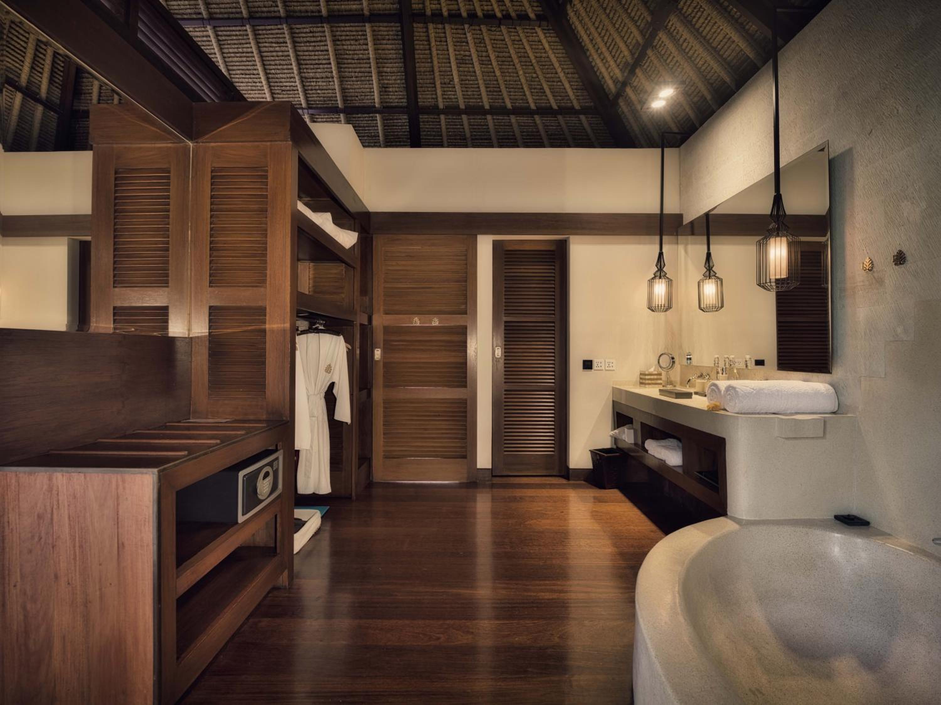 Panoramic Pool Villa - Photo 2