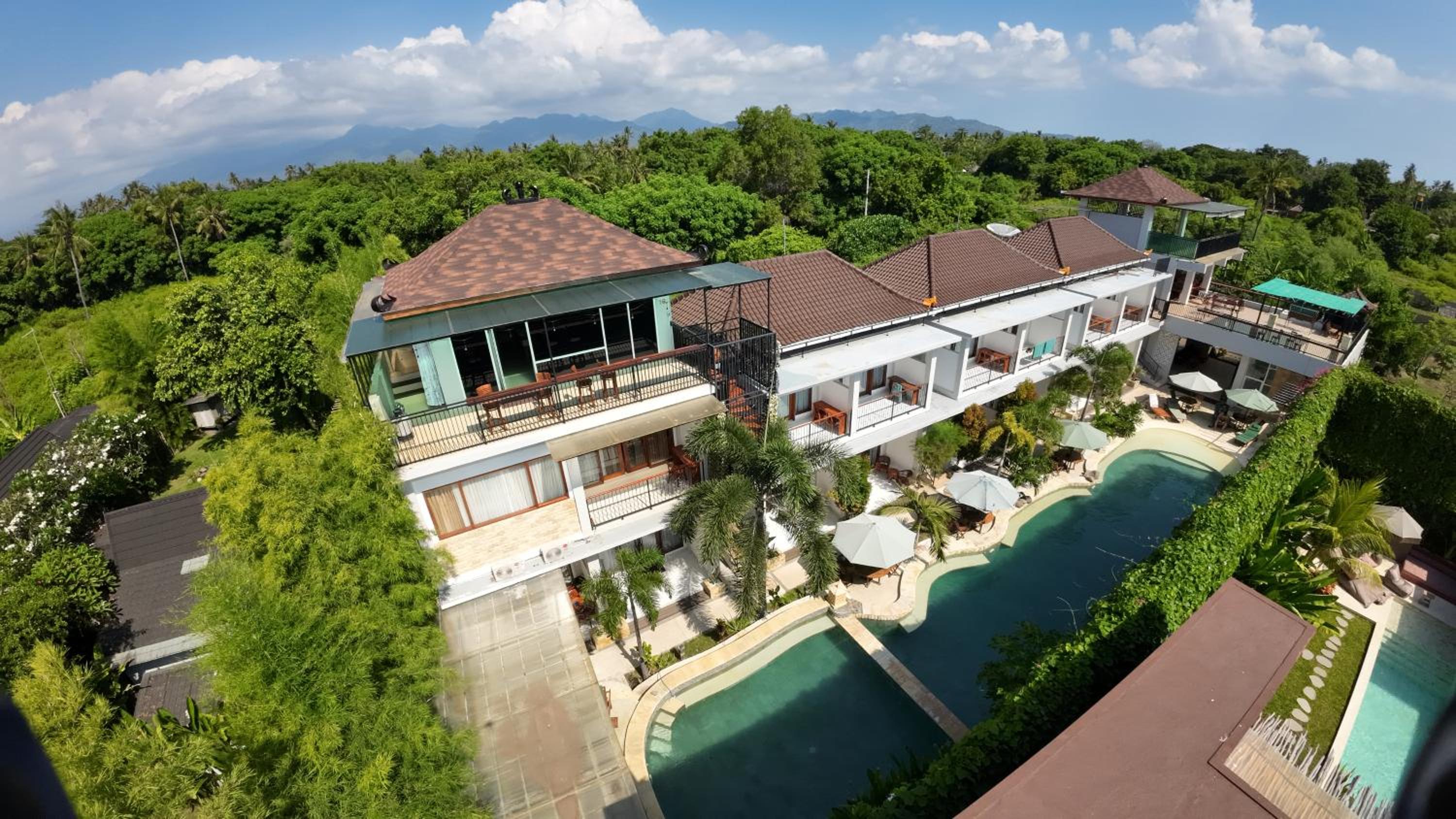 Deluxe Double Room With Balcony photo 3