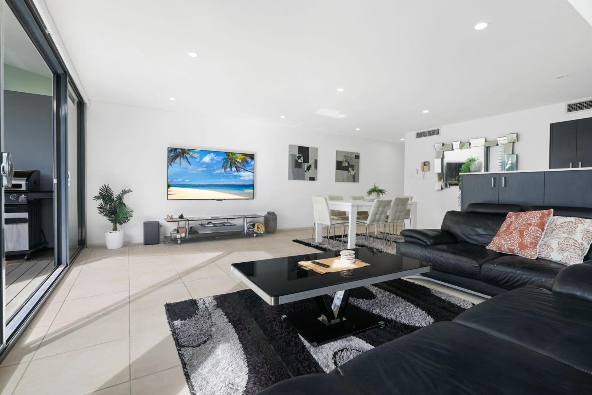 Penthouse Apartment photo 1