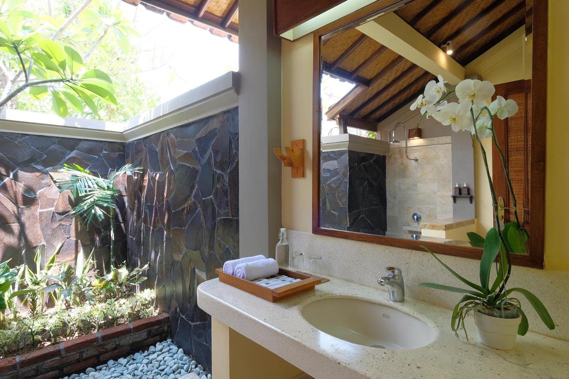 Patio Room - Photo 10