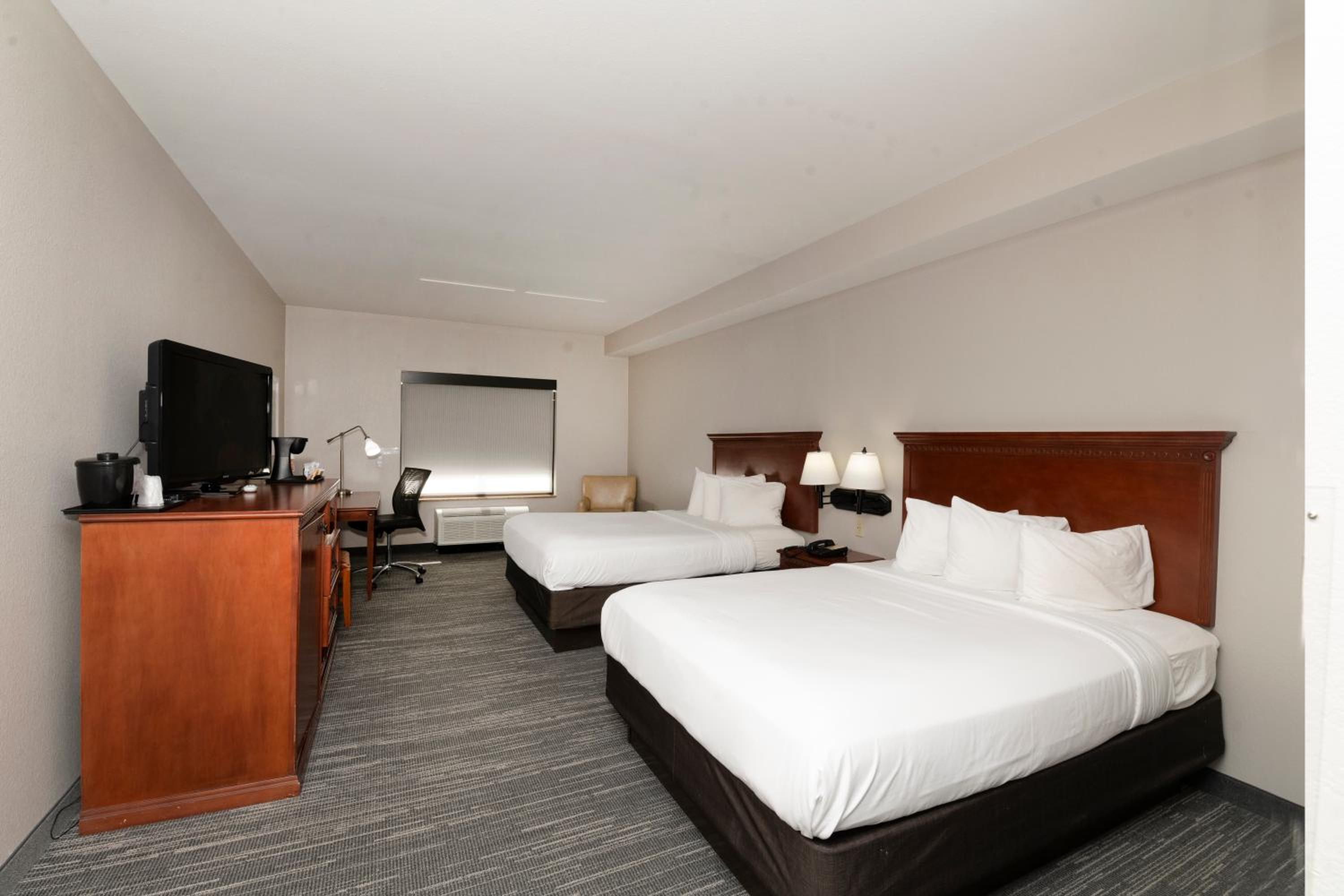 Queen Room with Two Queen Beds - Disability Access