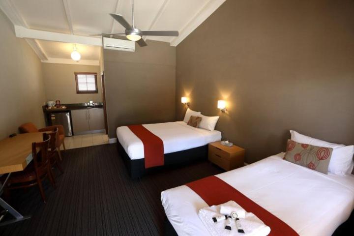 Triple Room