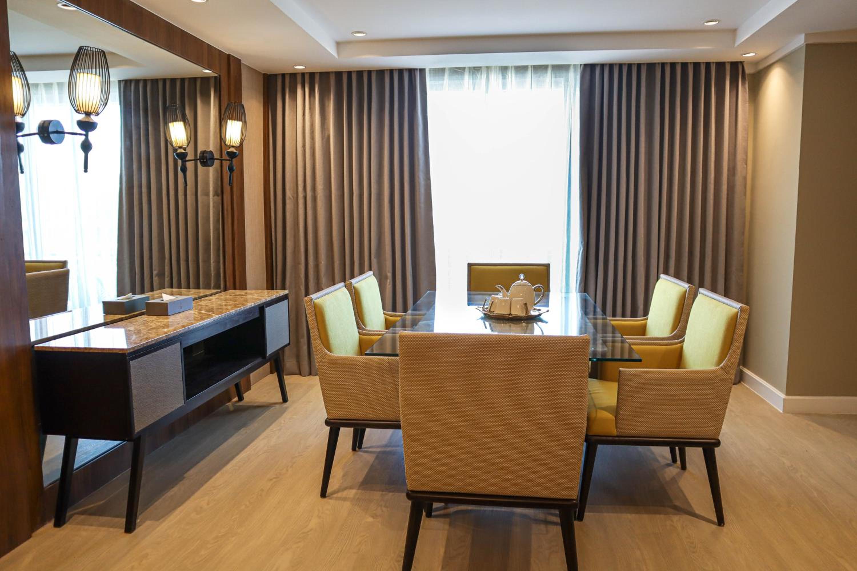 Grand Majestic Suite - Photo 9