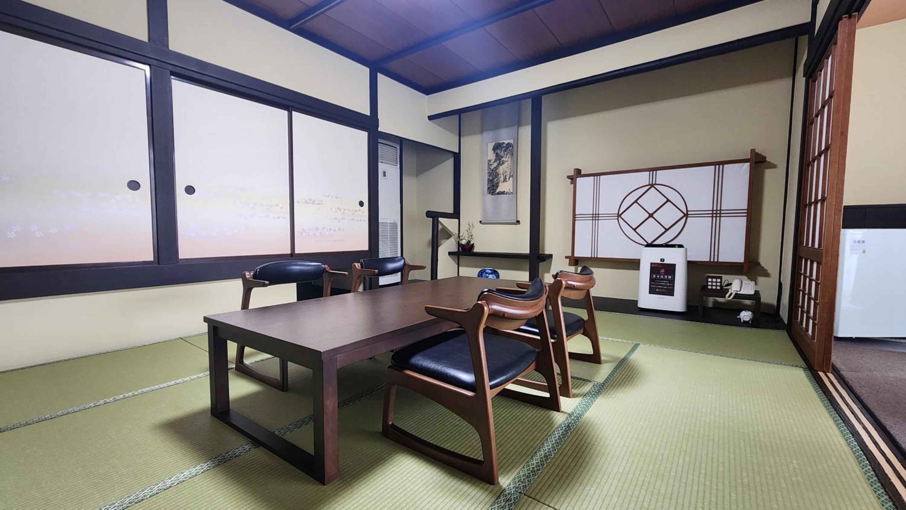 Japanese-Style Room - Photo 2