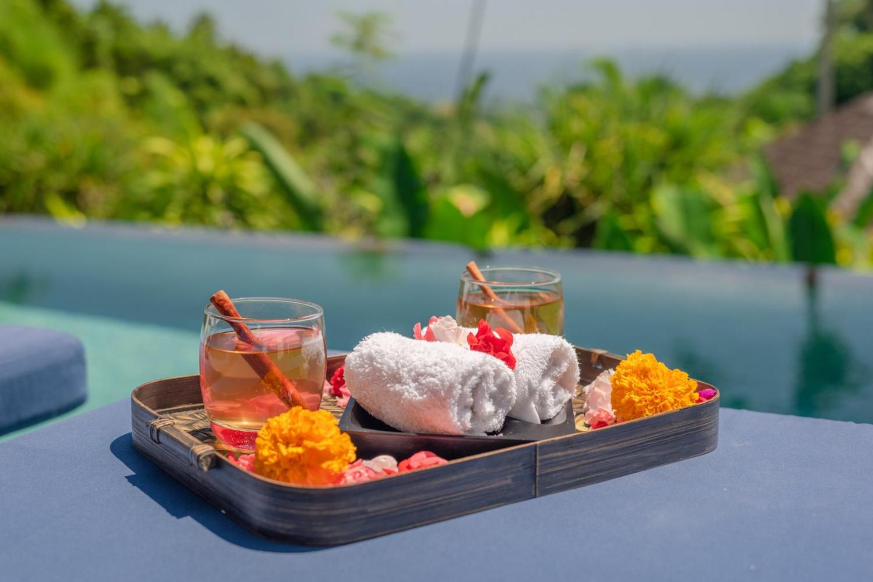 Three-Bedroom Villa - Photo 4