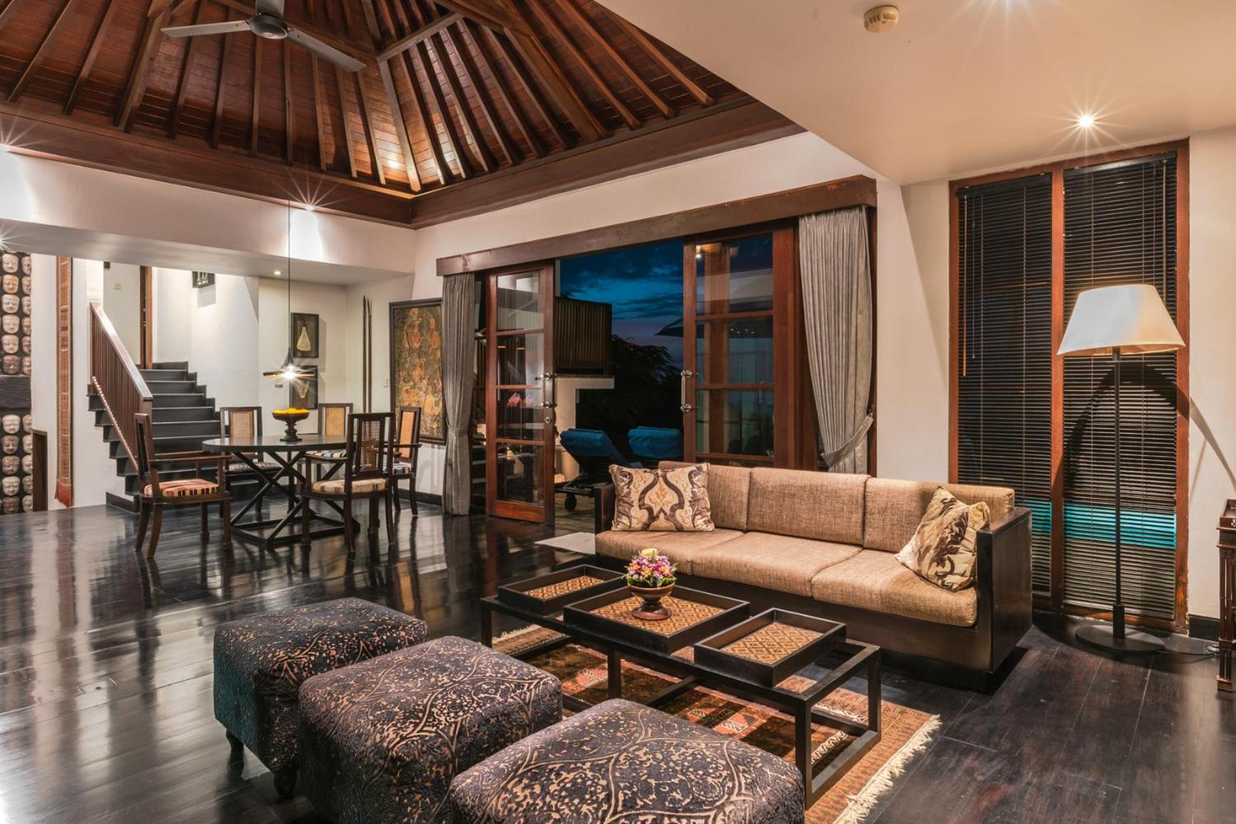 Three-Bedroom Villa - Photo 41