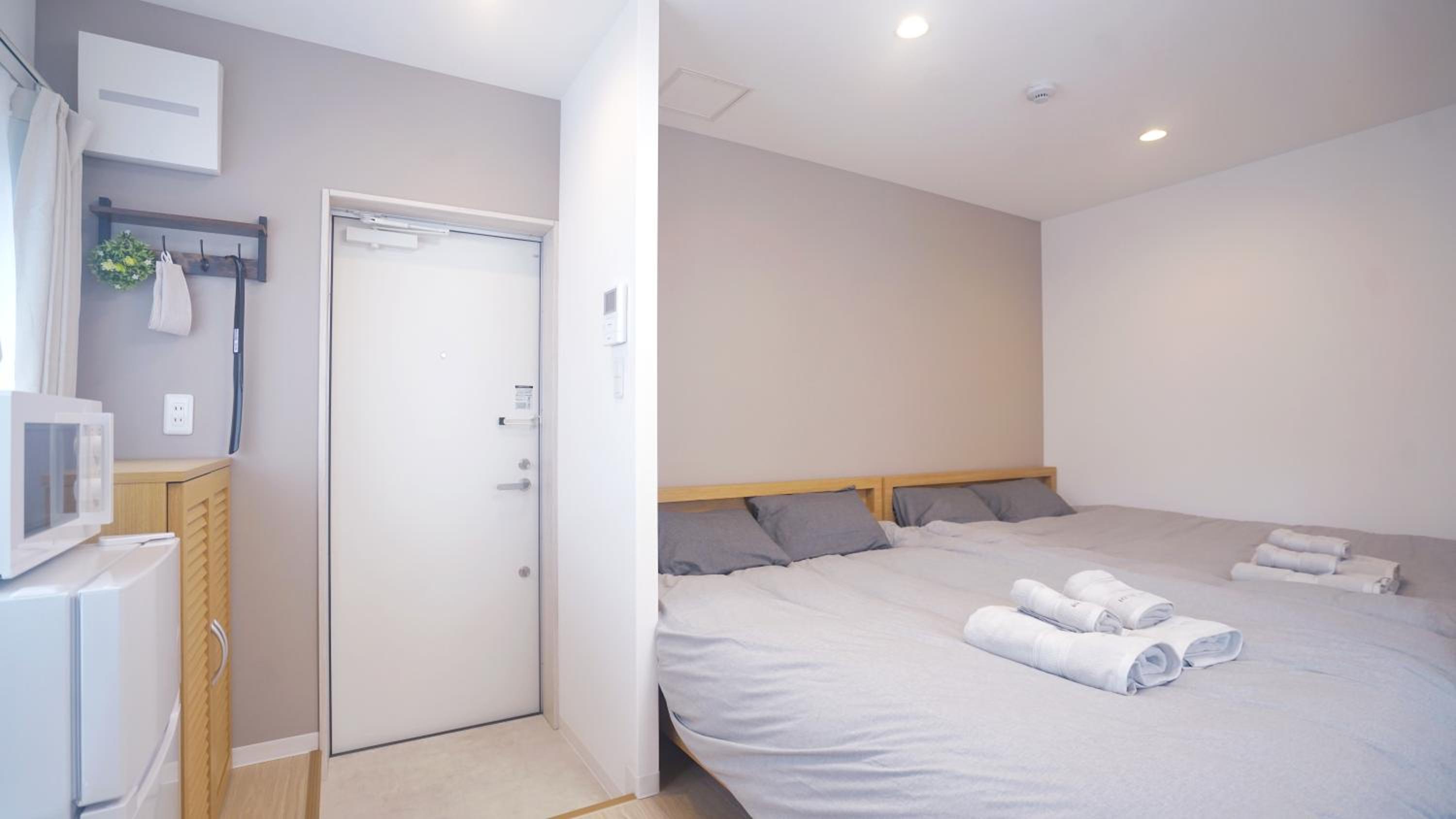One-Bedroom Apartment with Terrace photo 2