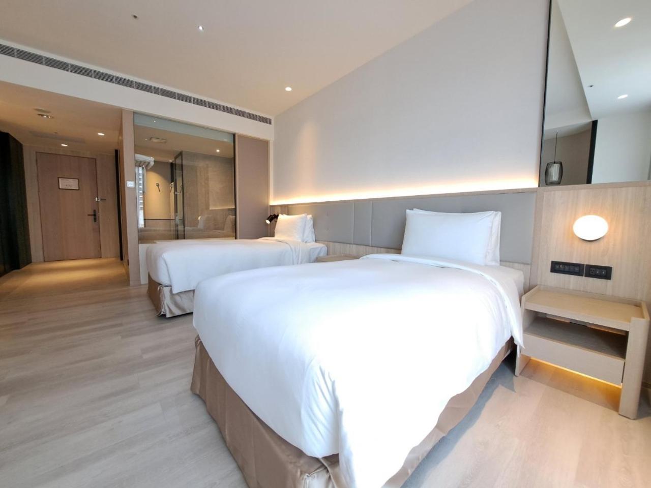 Deluxe Double Room with Bath