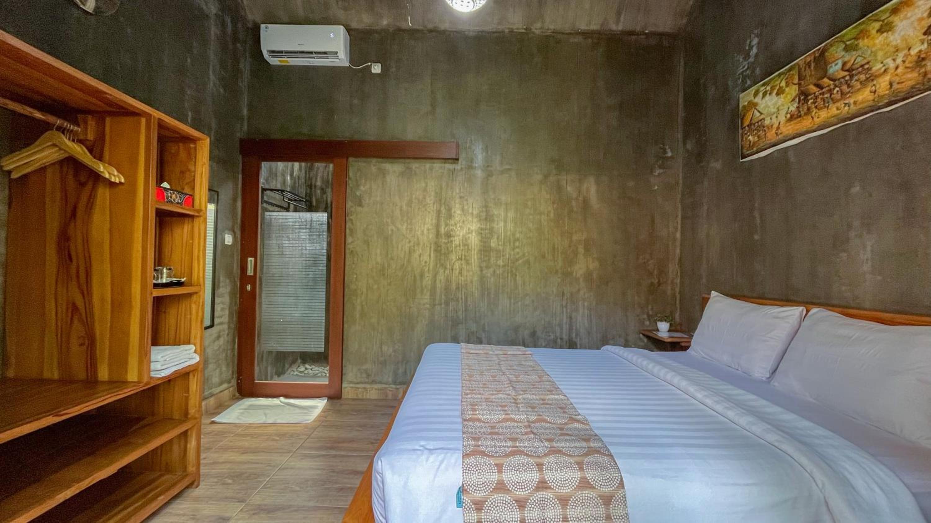 Double Room with Pool View photo 3