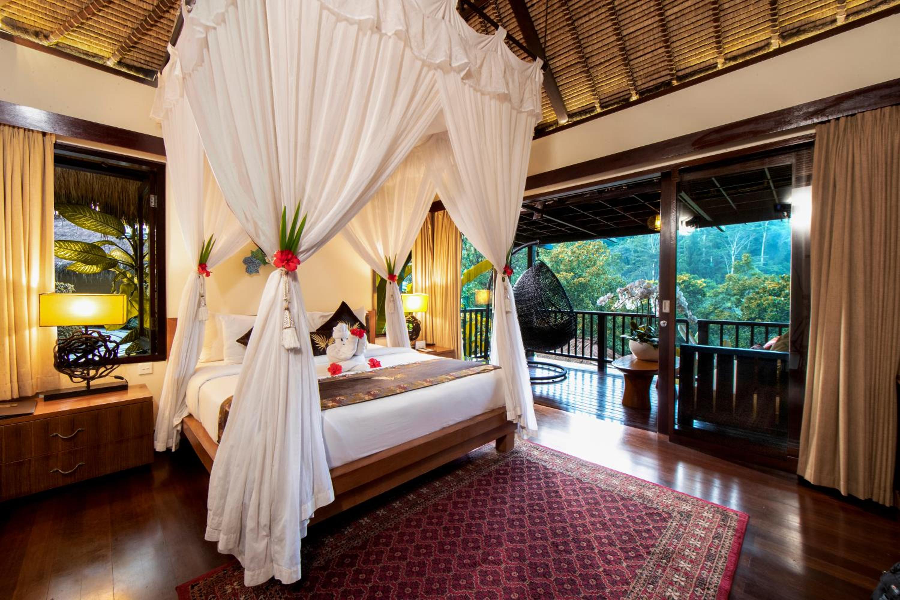 Jungle View Villa with Free Daily Sunset Yoga and Afternoon Tea