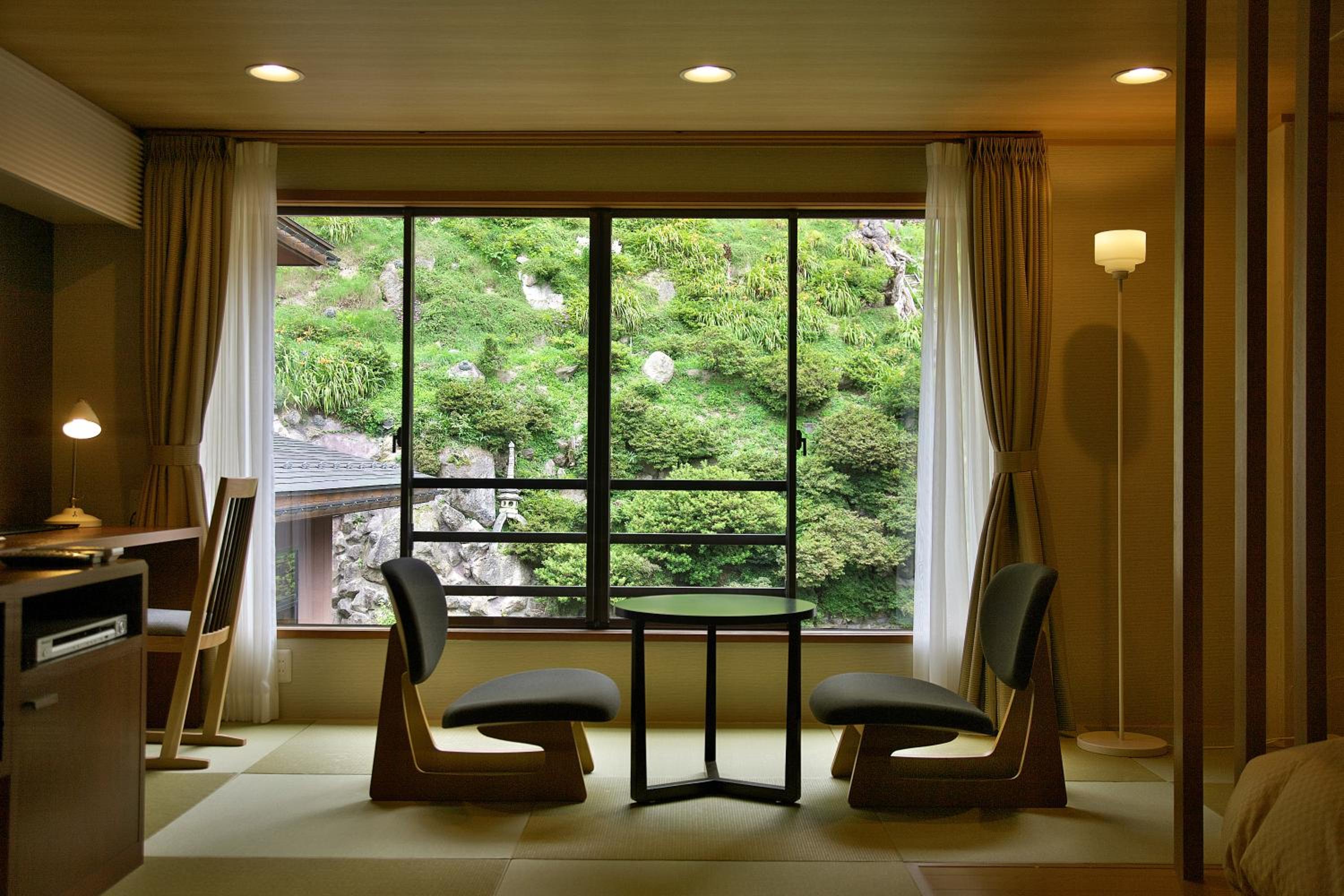 Standard Twin Room photo 2