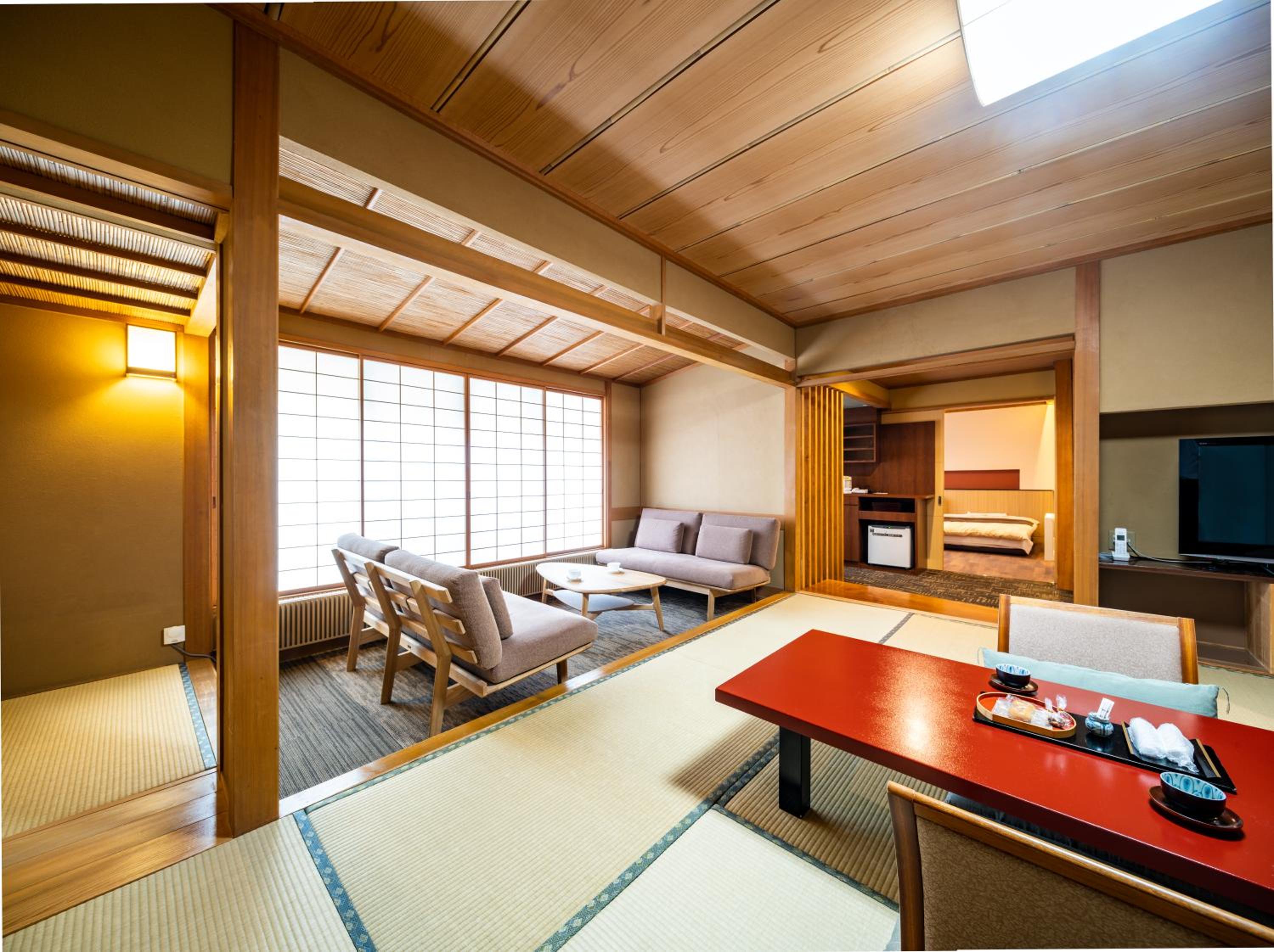 Standard Japanese-Western Style Twin Room  photo 1