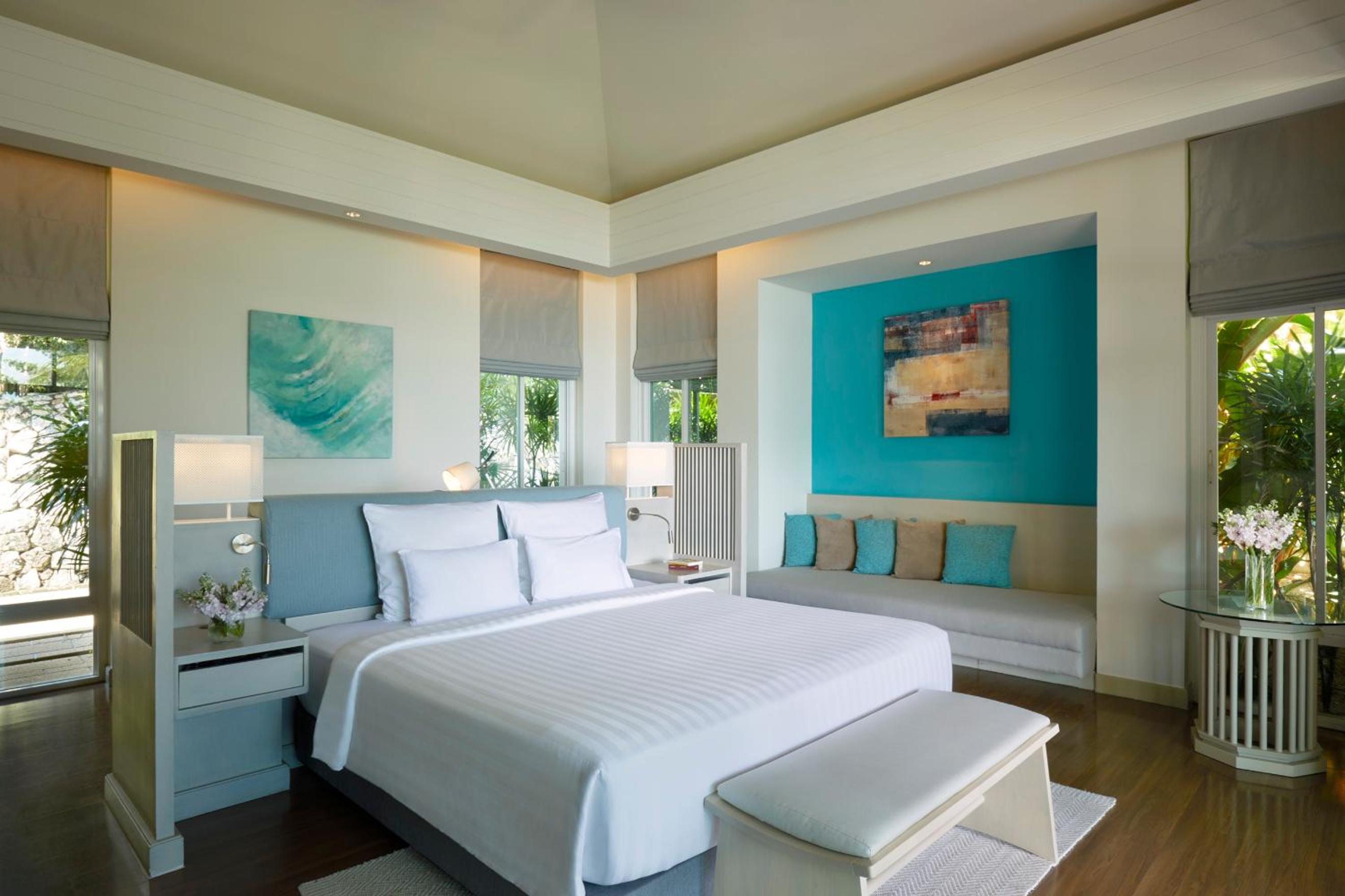 Pool Villa Sea View, 1 King Bed, Island’s Most Stunning Sunrise - Photo 3