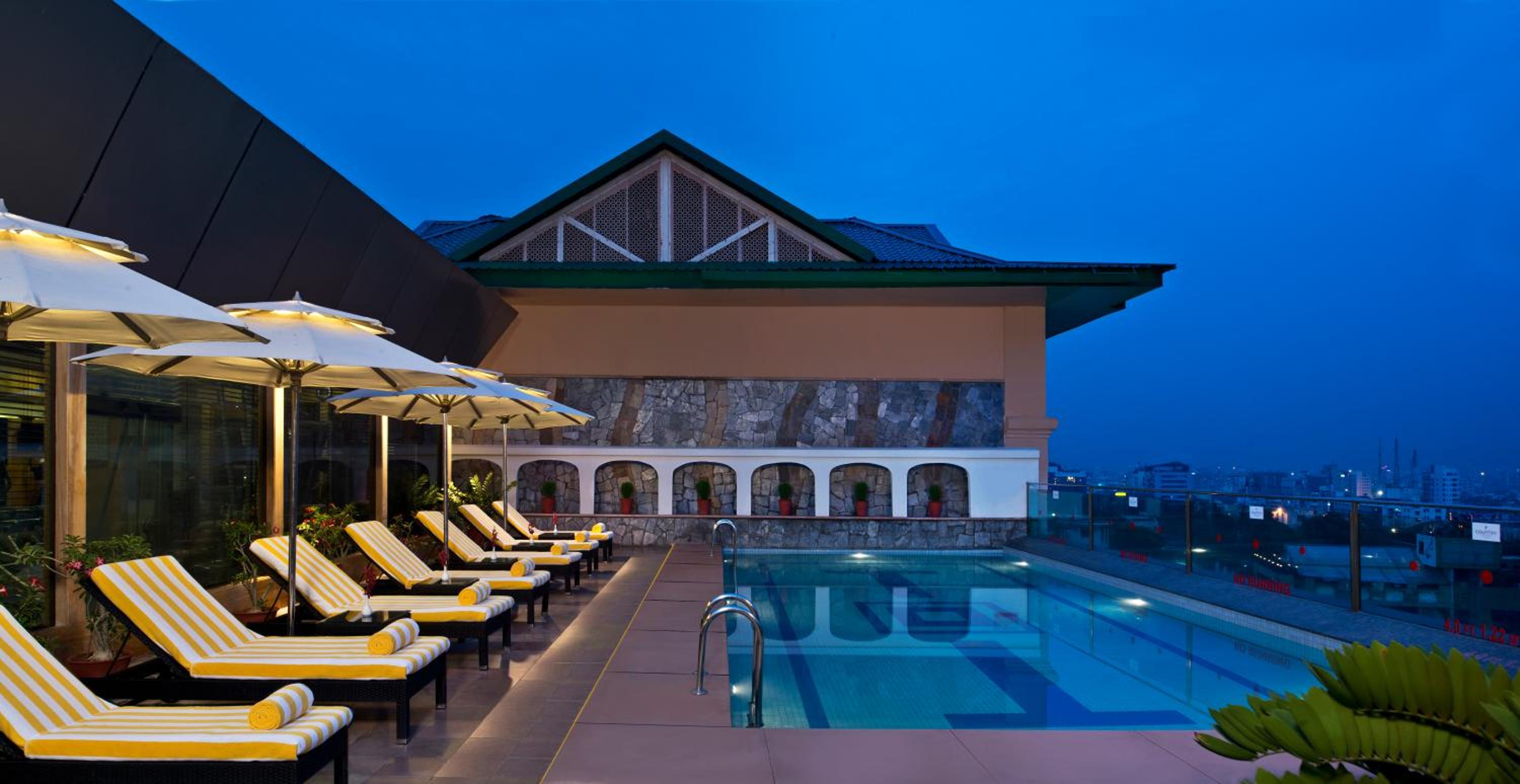 Junior Suite: (2 Way Airport Transfer, 20% off on SPA, laundry, INR 500 F&B credit, Fruit basket on the day of arrival, 4 pcs of Laundry/room/night, One bottle of whiskey/wine as per availability, 2 pints of House Beer once during stay)