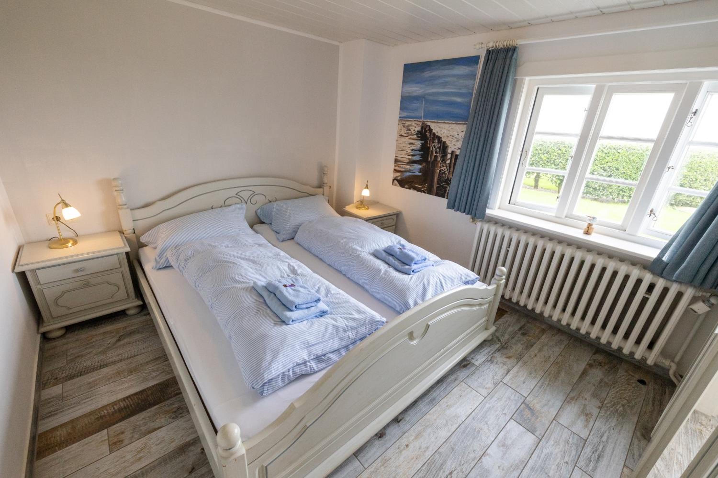 Apartment 4 with Sea View photo 2
