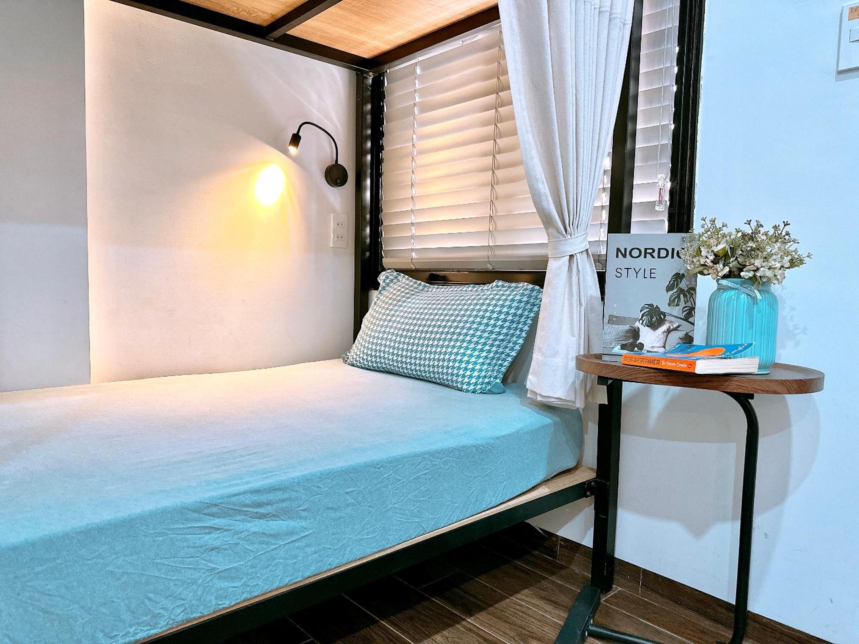 6-Bed Mixed Dormitory Room