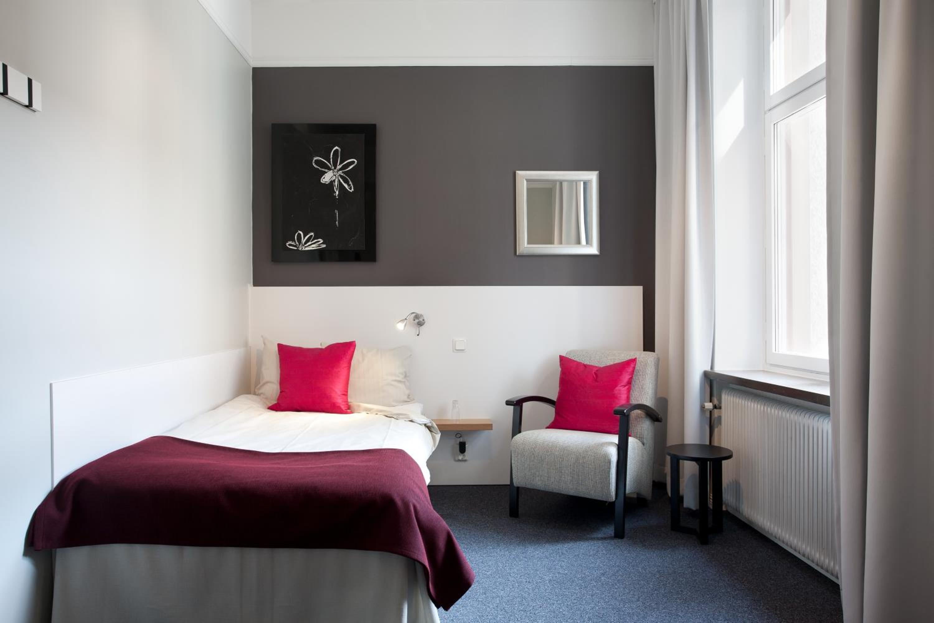 Standard Single Room photo 1