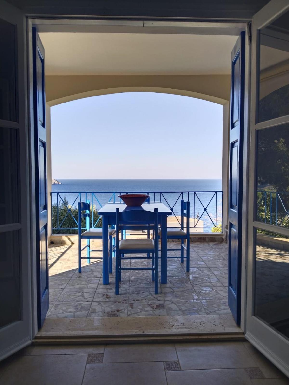 Villa with Sea View photo 3